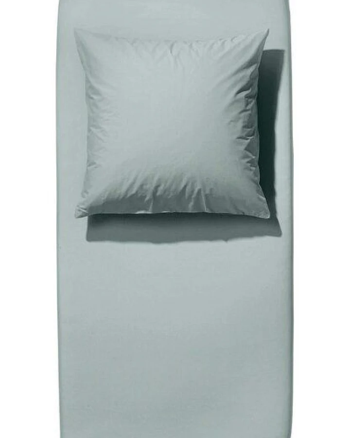 hessnatur Satin Spannbettlaken aus reiner Bio-Baumwolle