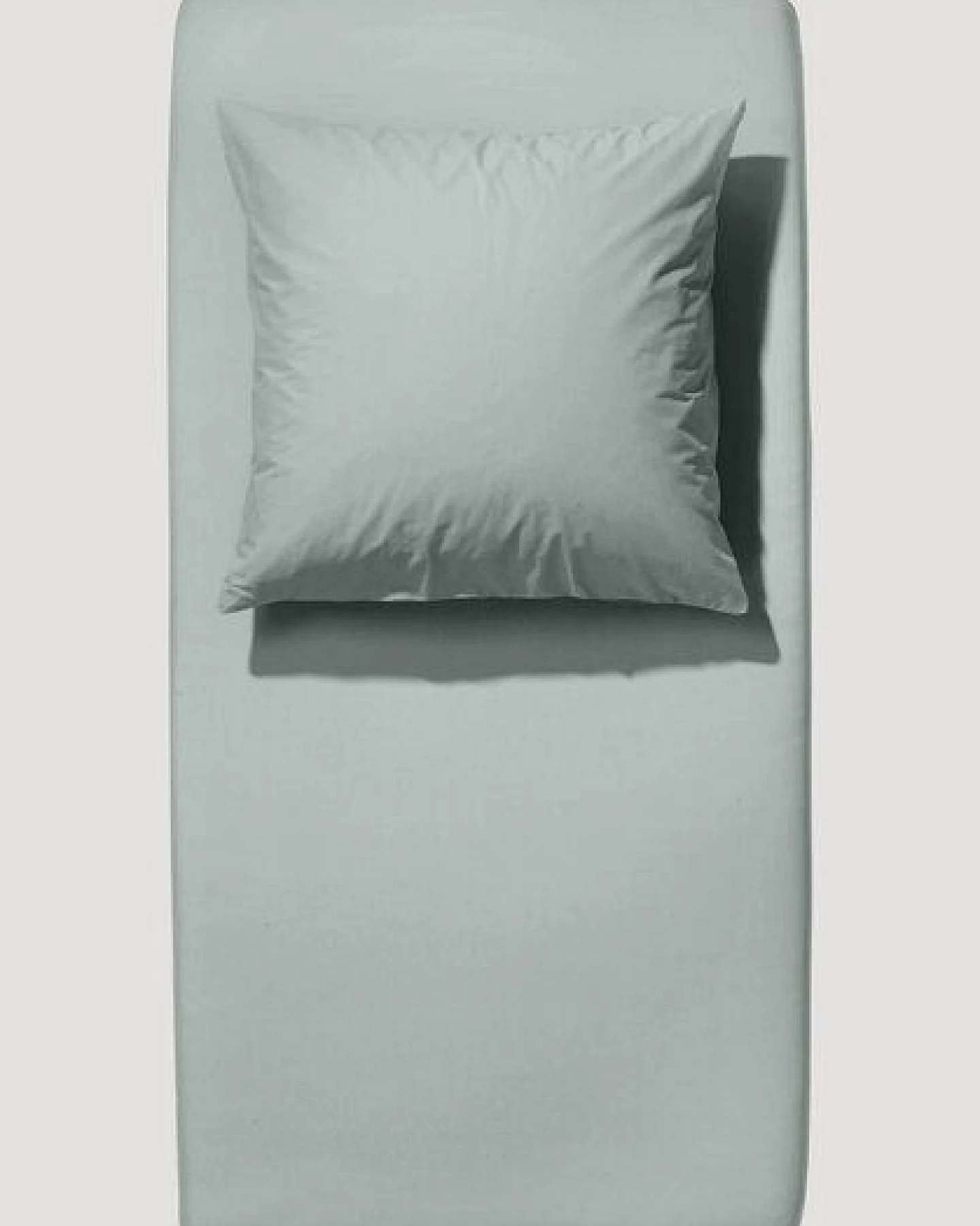 hessnatur Satin Spannbettlaken aus reiner Bio-Baumwolle – Ansicht 2