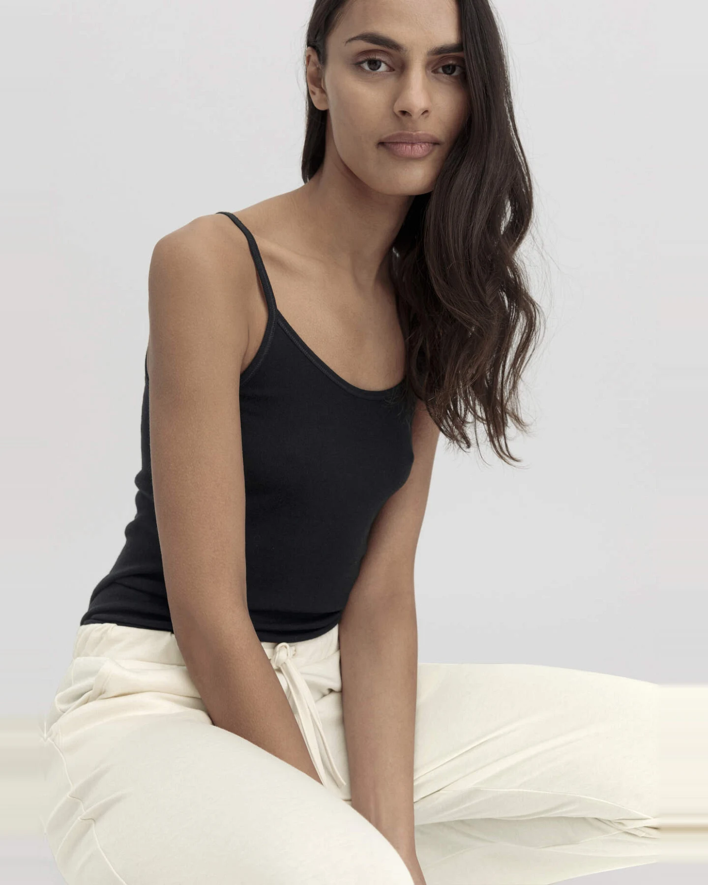 hessnatur Damen Spaghetti-Top im 2er-Pack PURE COTTON aus Bio-Baumwolle - schwarz - Größe 44 – Ansicht 3