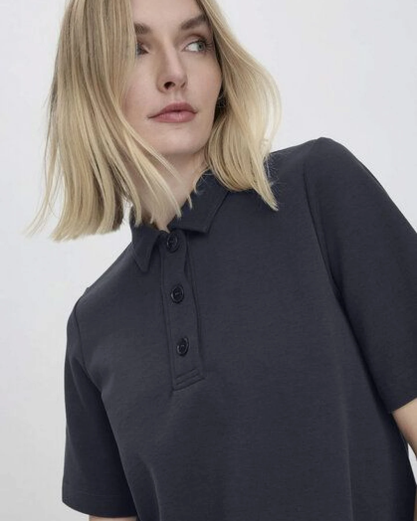 hessnatur Jersey Kleid Knielang Relaxed aus Bio-Baumwolle – Ansicht 2