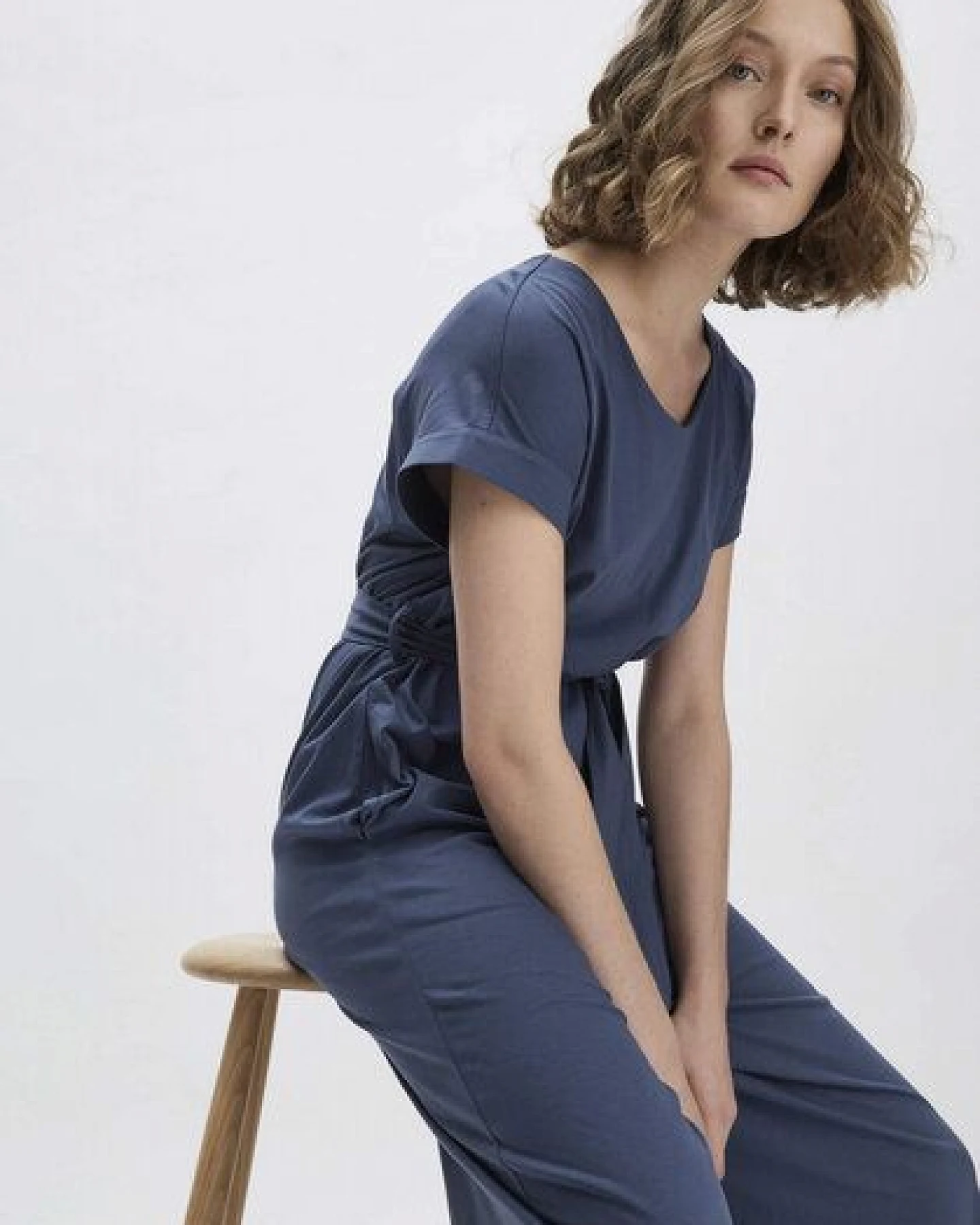 hessnatur Jersey Jumpsuit Oversize aus reiner Bio-Baumwolle – Ansicht 2