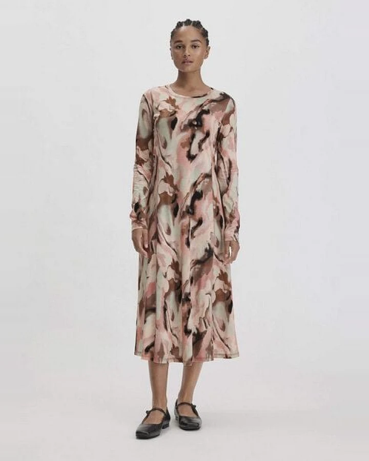 hessnatur Print Premium Light Jersey Kleid Midi Slim aus reiner Bio-Baumwolle