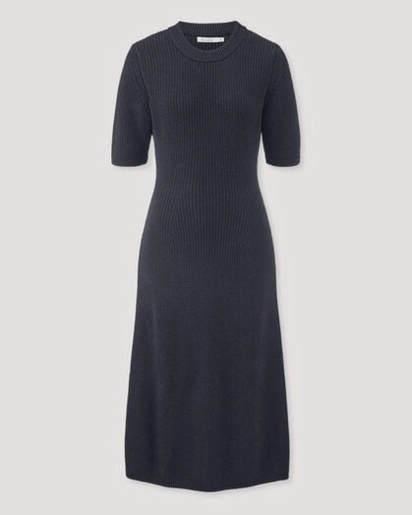 hessnatur Strick Kleid Midi Slim aus reiner Bio-Baumwolle – Ansicht 4