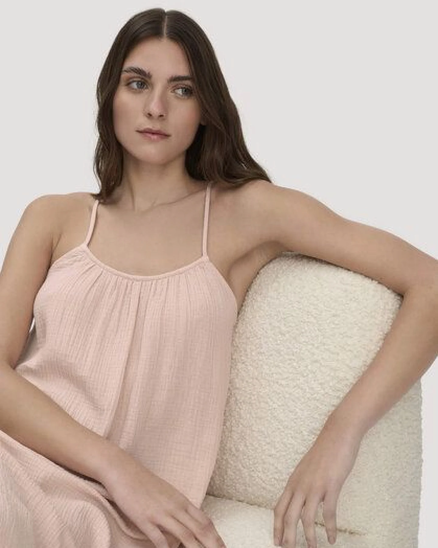 hessnatur Musselin Nachthemd Relaxed PURE COMFORT aus reiner Bio-Baumwolle – Ansicht 2