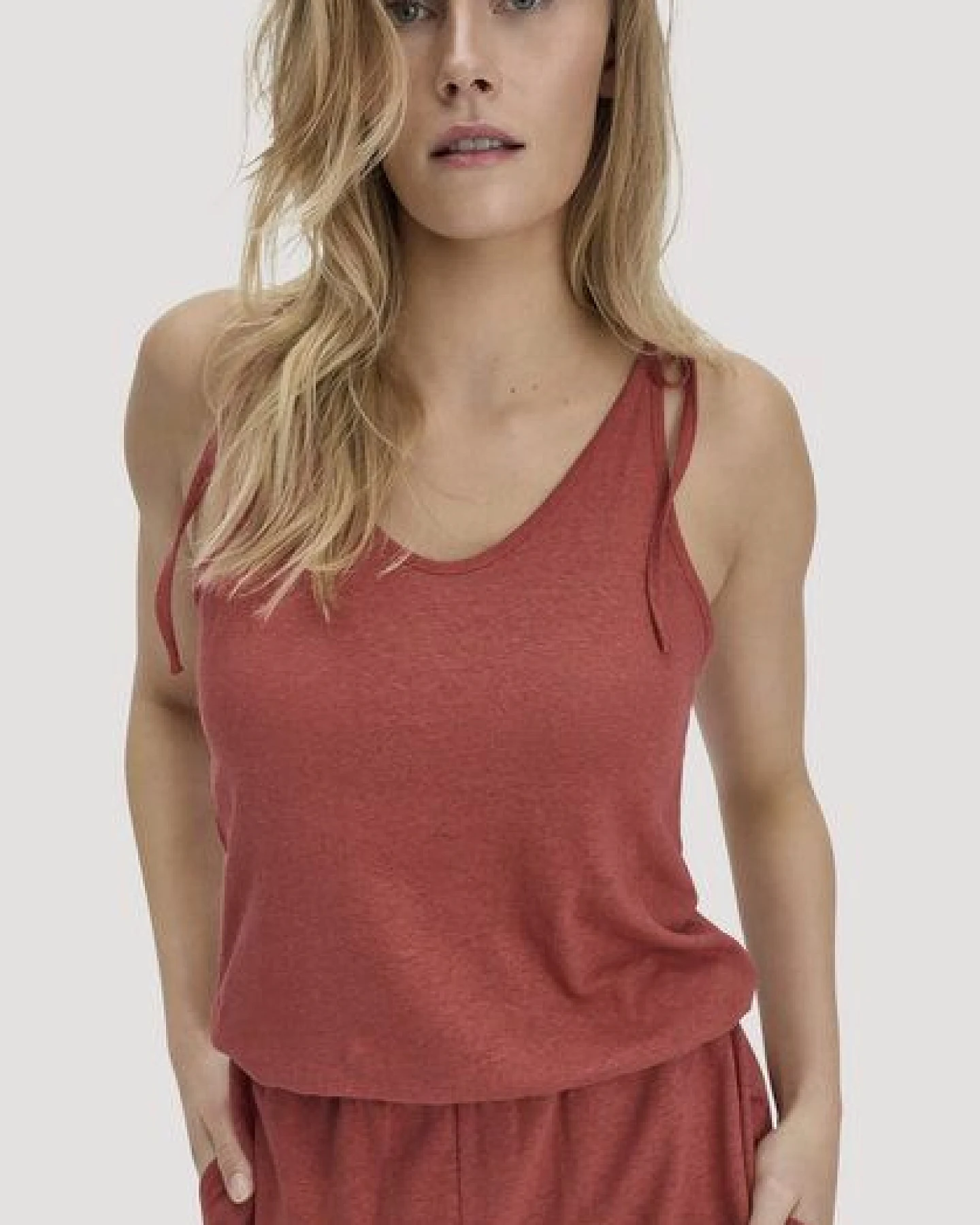 hessnatur Jersey Jumpsuit Relaxed aus Leinen und reiner Bio-Baumwolle – Ansicht 2