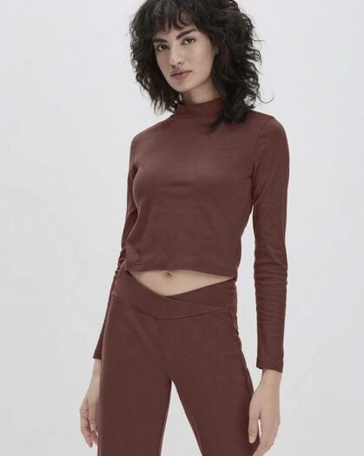 hessnatur Longsleeve Fitted ACTIVE LIGHT aus reiner Bio-Baumwolle