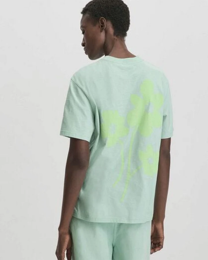 hessnatur Print T-Shirt Oversize aus reiner Bio-Baumwolle