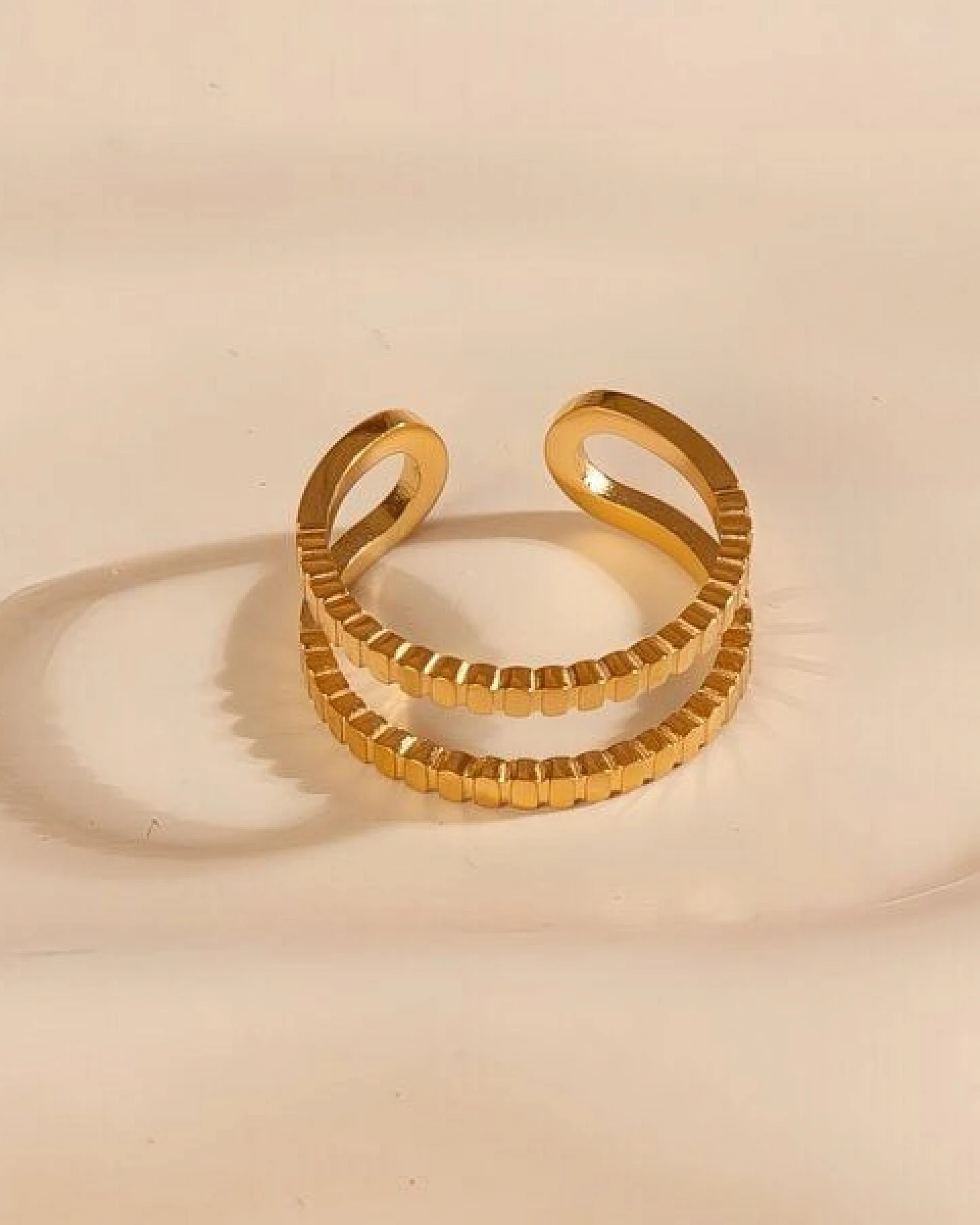 Größenverstellbarer DOTS DOUBLE Ring ca. Ø 17 mm von Elektropulli – Ansicht 3