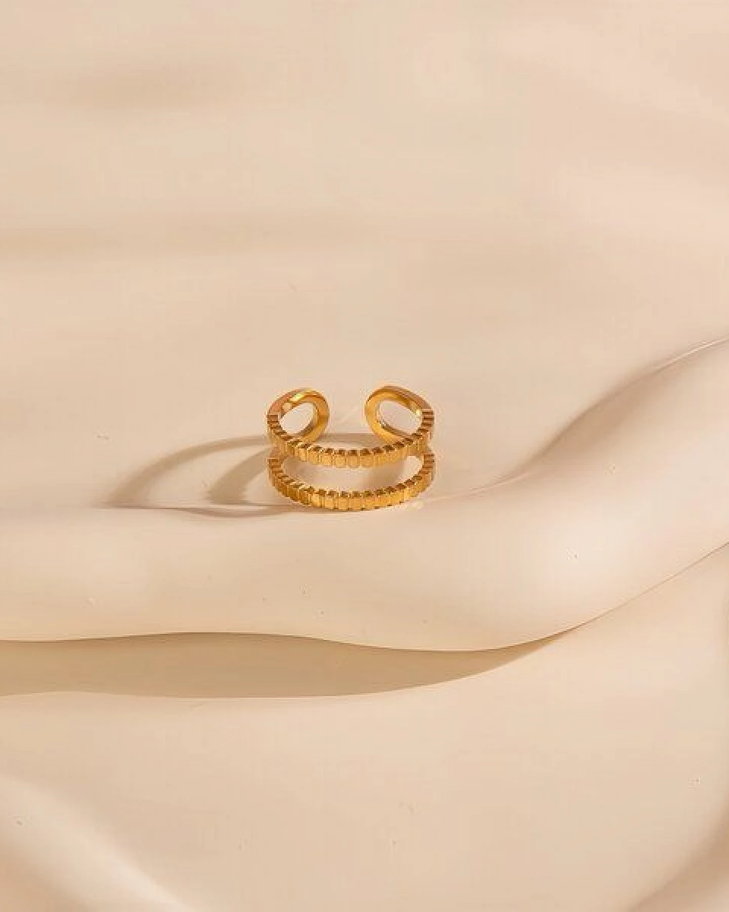 Größenverstellbarer DOTS DOUBLE Ring ca. Ø 17 mm von Elektropulli – Ansicht 2