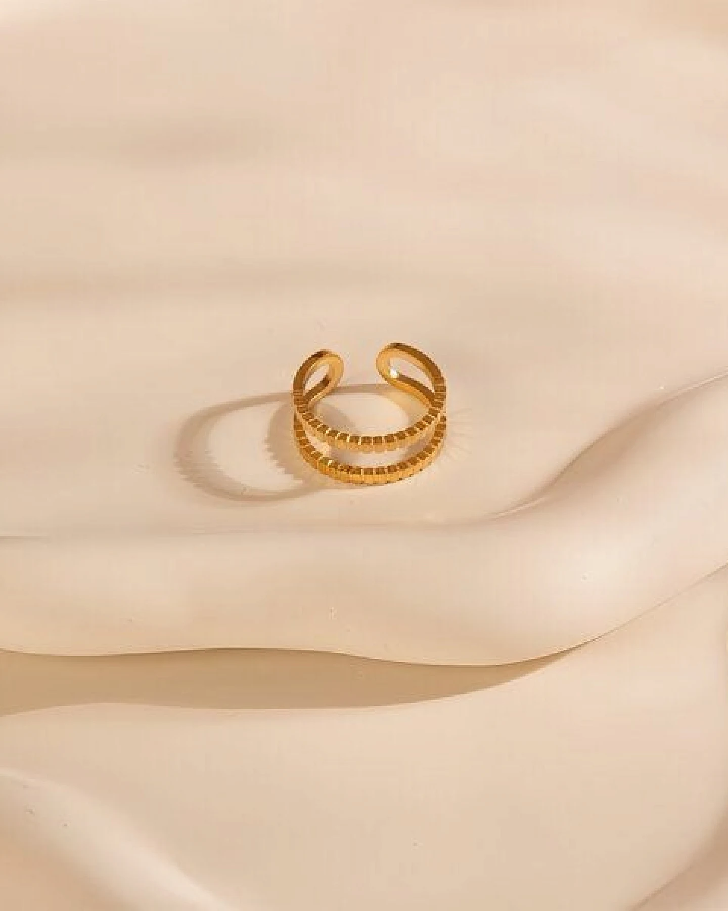 Größenverstellbarer DOTS DOUBLE Ring ca. Ø 17 mm von Elektropulli – Ansicht 4