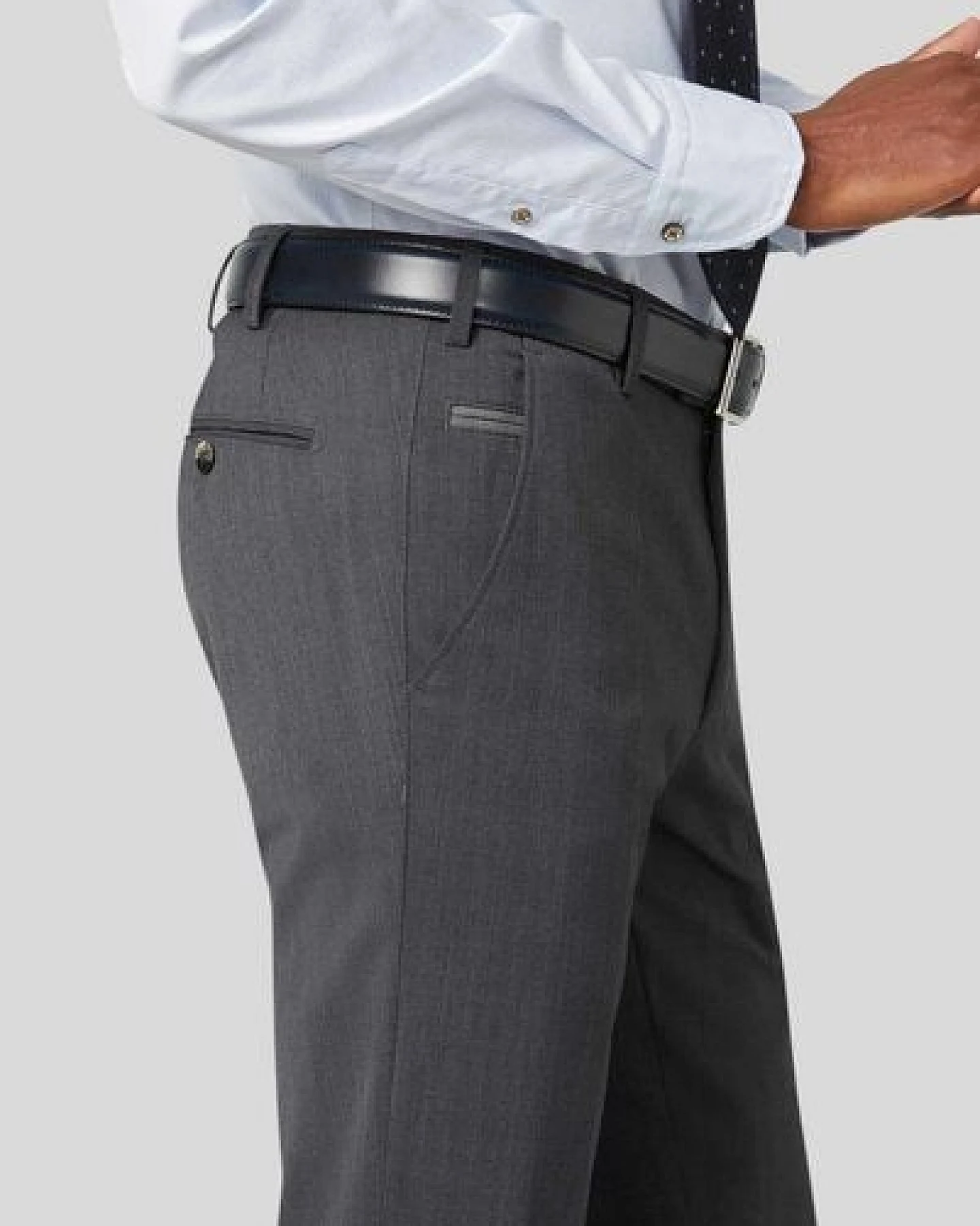 MEYER Feingabardine Bi-Stretch Chino – Ansicht 4