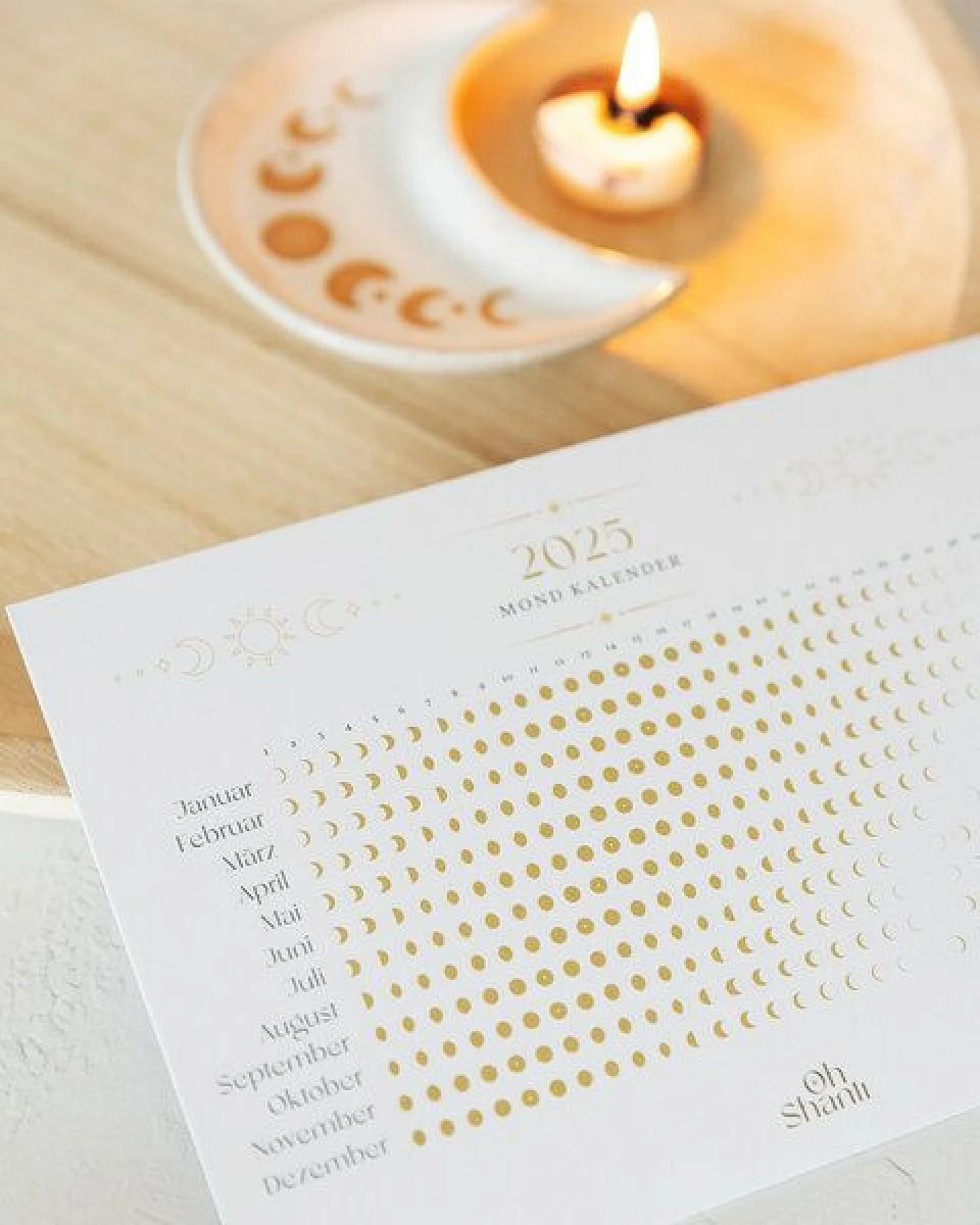 Oh Shanti Mond Kalender 2025 – Ansicht 2
