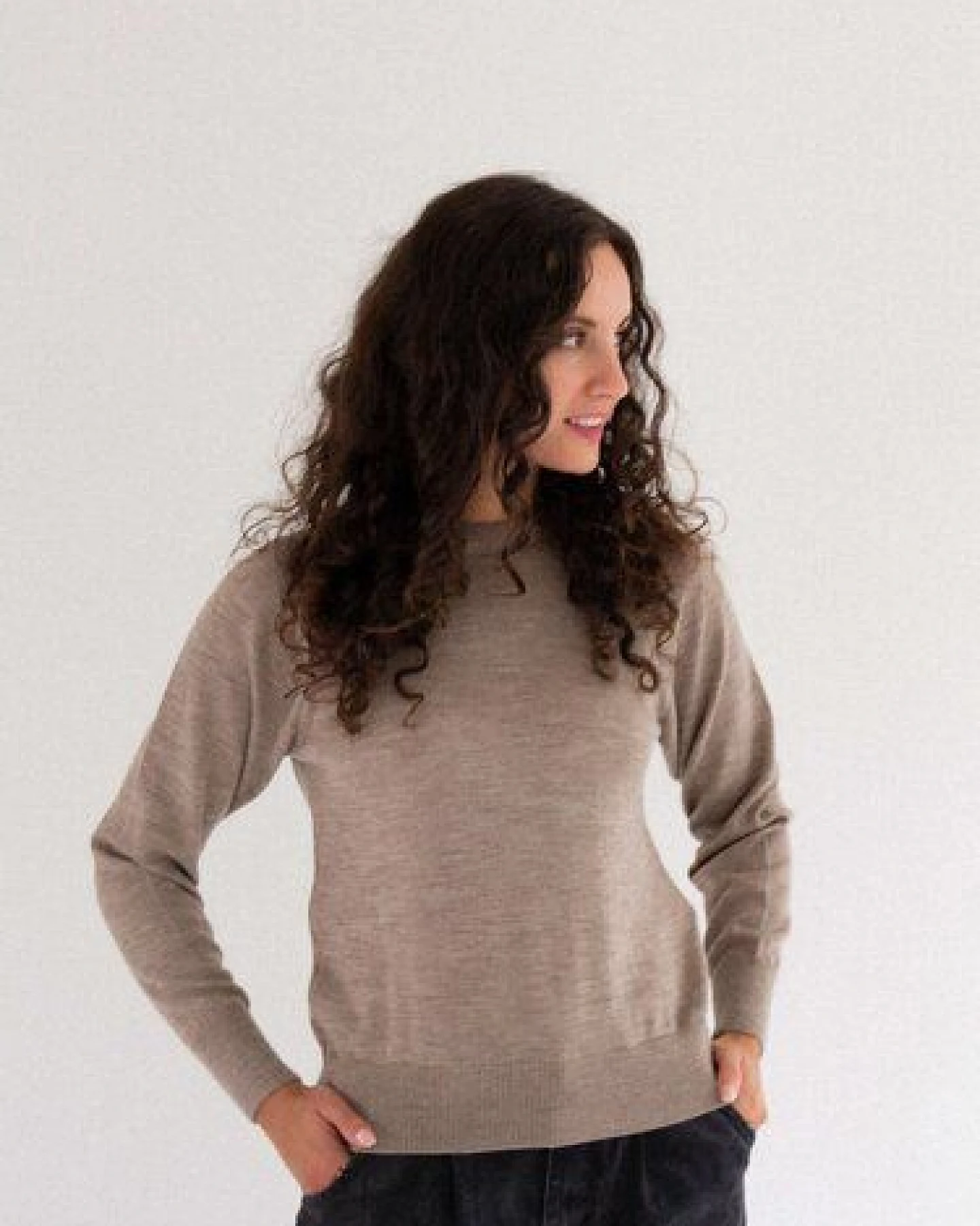 Kopyto JENOT - Klassischer Damenpullover aus 100% Merinowolle – Ansicht 3