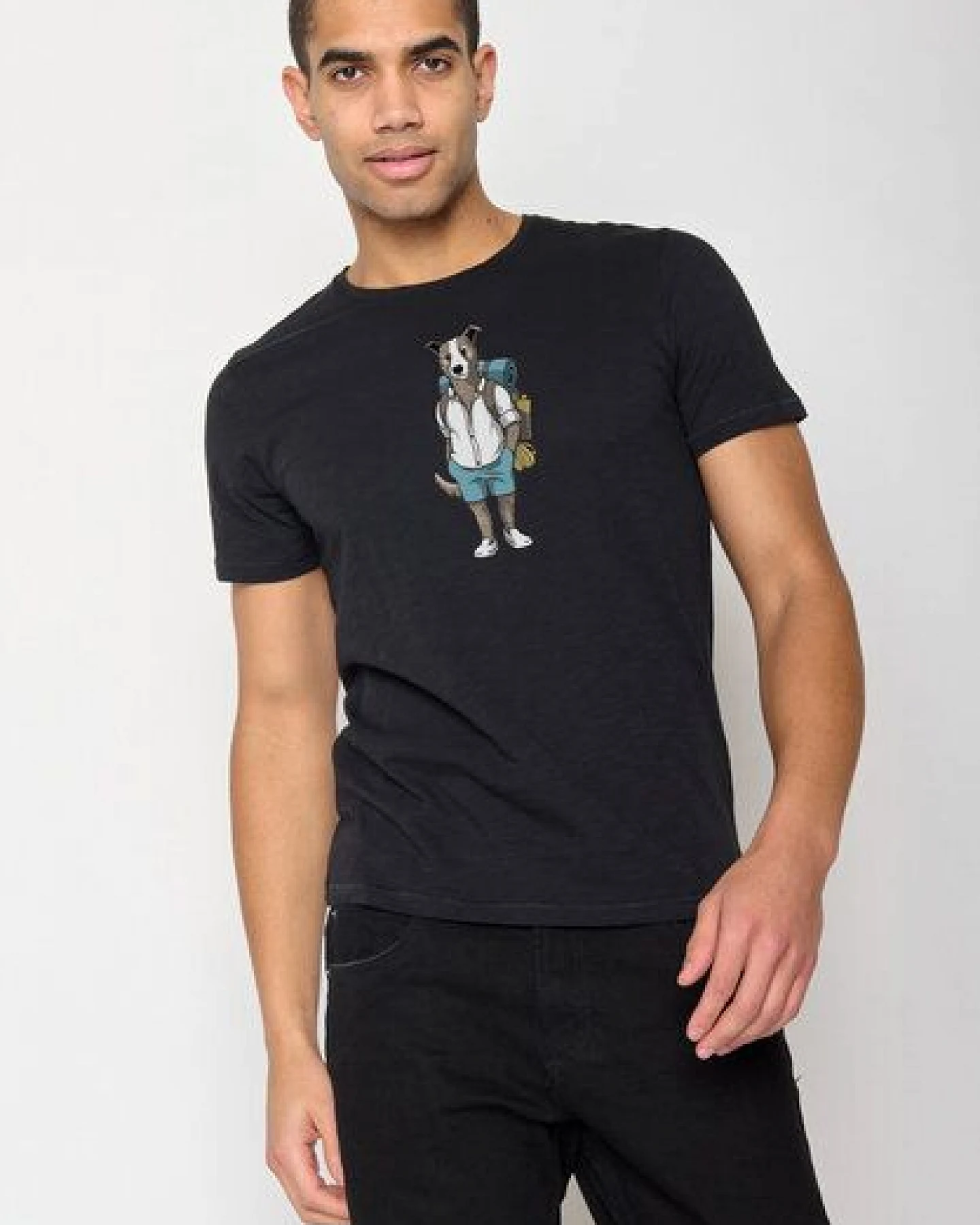 GREENBOMB Animal Dog Traveller Spice - Sportliches T-Shirt aus Bio-Baumwolle / hochwertiger Print / GOTS / Fair & Vegan – Ansicht 4