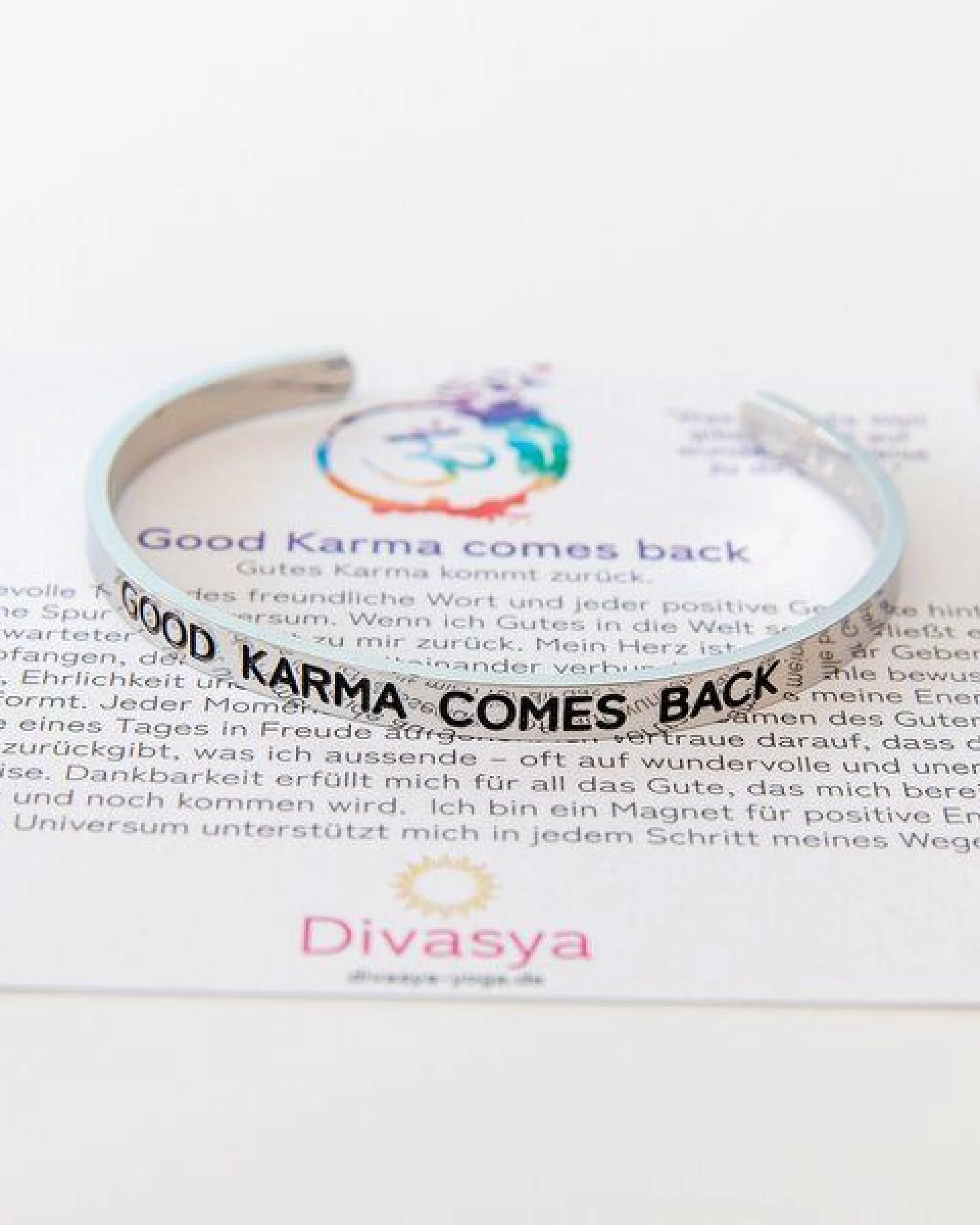 Divasya Armreif mit Gravur – Ansicht 2
