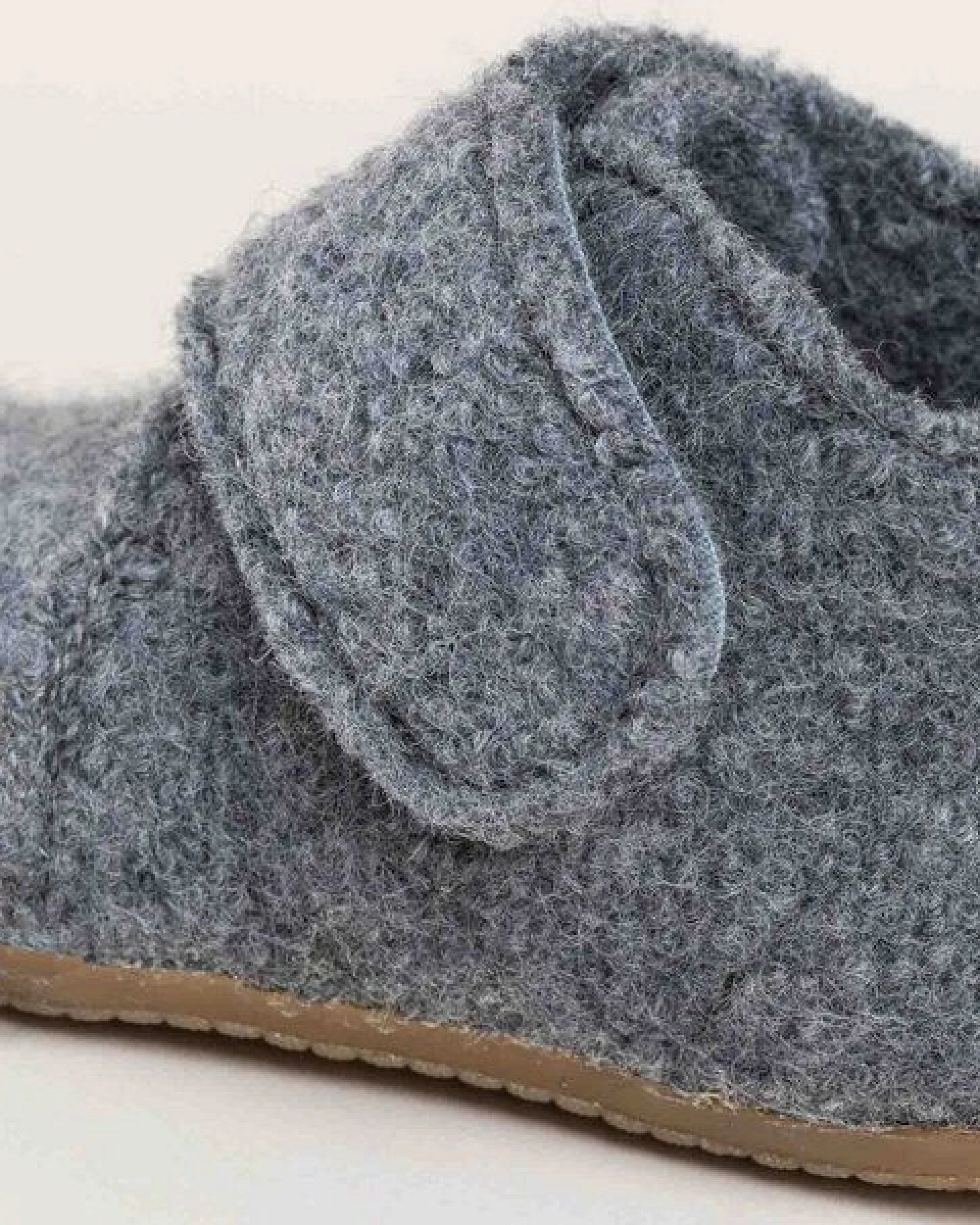 Kitz-Pichler Kinder-Hüttenschuh Juno - Kinder Hausschuh aus 100% Schurwolle für Mädchen & Jungen – Ansicht 3