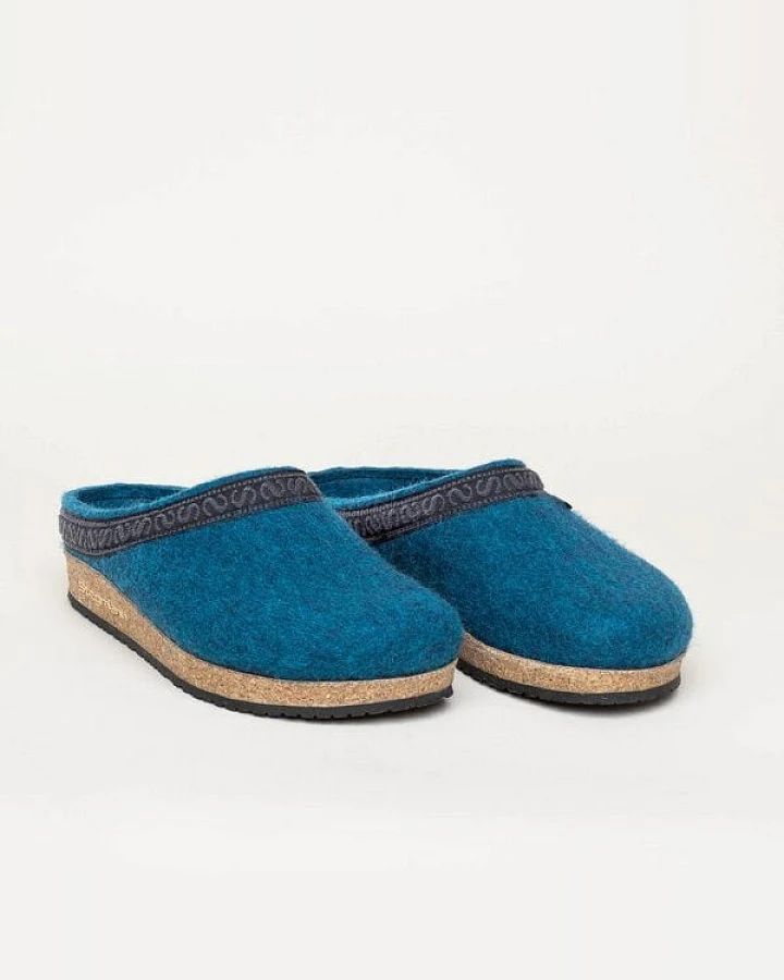 Blau