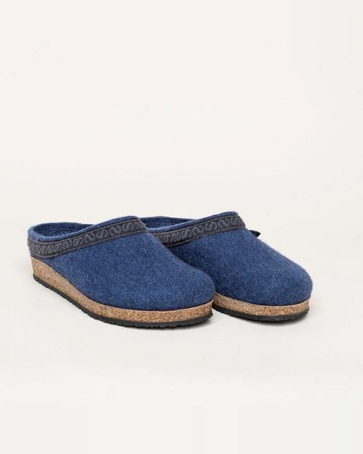 Blau
