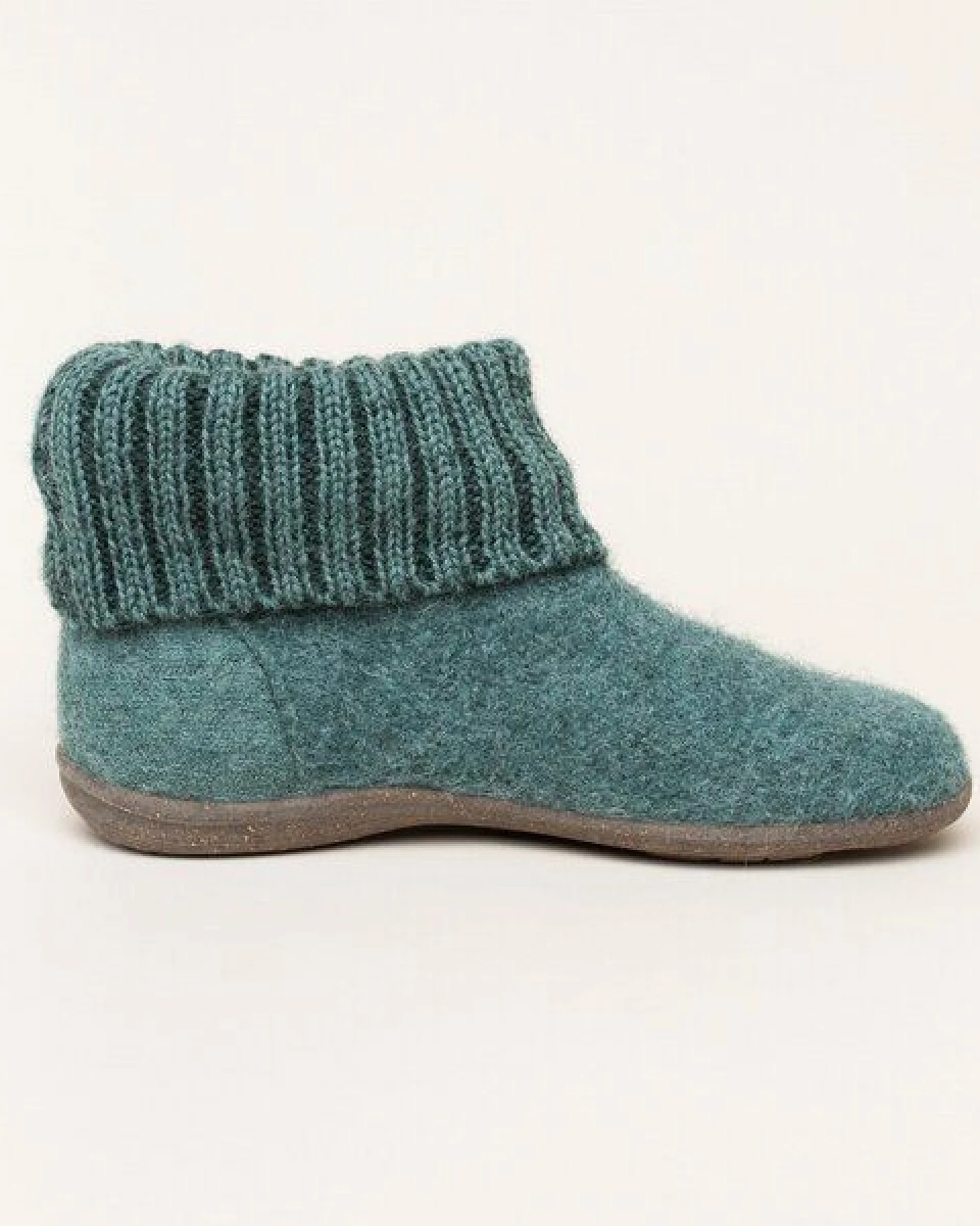 Gottstein Kinder Hüttenschuh Alpine Boot RU - Aus reiner Bio-Schafwolle für Jungen & Mädchen mit Gummisohle - Hausschuh Made in Tirol – Ansicht 2