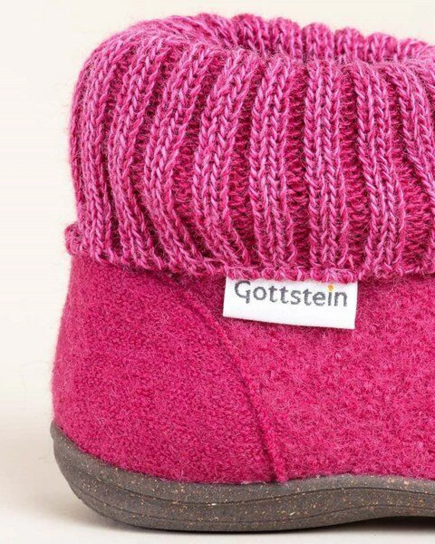 Gottstein Kinder Hüttenschuh Alpine Boot RU - Aus reiner Bio-Schafwolle für Jungen & Mädchen mit Gummisohle - Hausschuh Made in Tirol – Ansicht 4