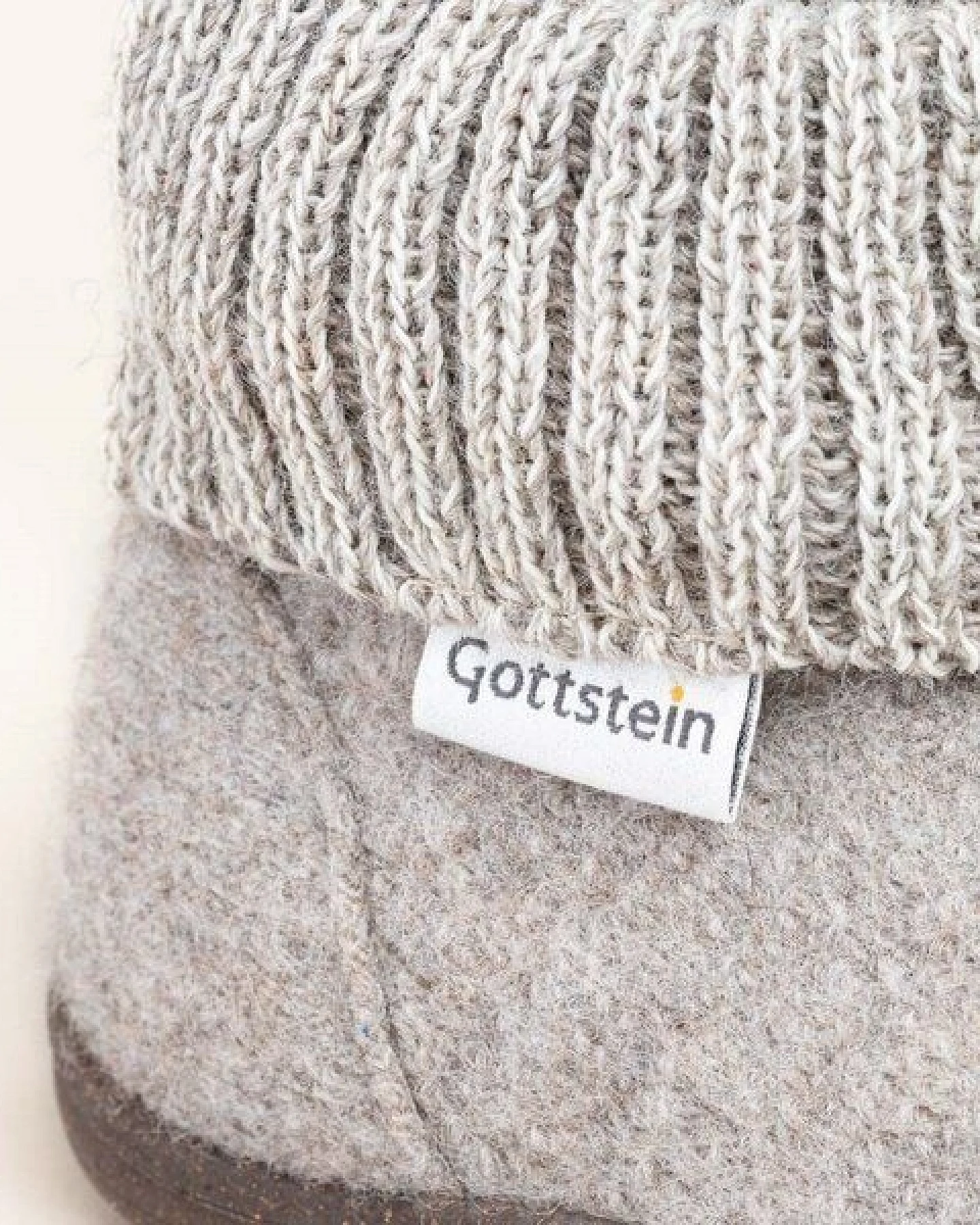 Gottstein Kinder Hüttenschuh Alpine Boot RU - Aus reiner Bio-Schafwolle für Jungen & Mädchen mit Gummisohle - Hausschuh Made in Tirol – Ansicht 4