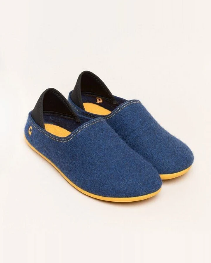 Blau