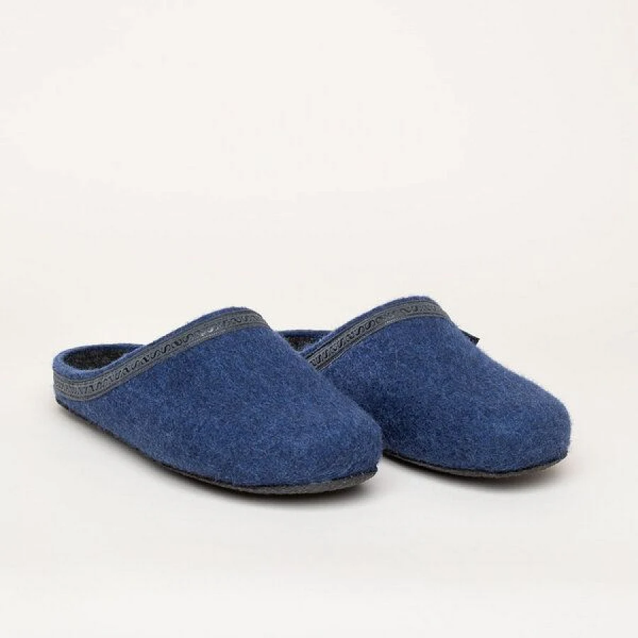 Blau