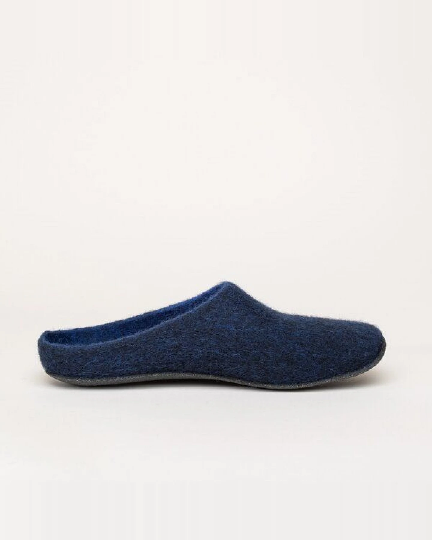 Magicfelt Filz-Hausschuh JU 720 für Damen aus 100% Merino-Wolle -Nachhaltiger Pantoffel mit komfortabler Filz-Latex-Sohle – Ansicht 3