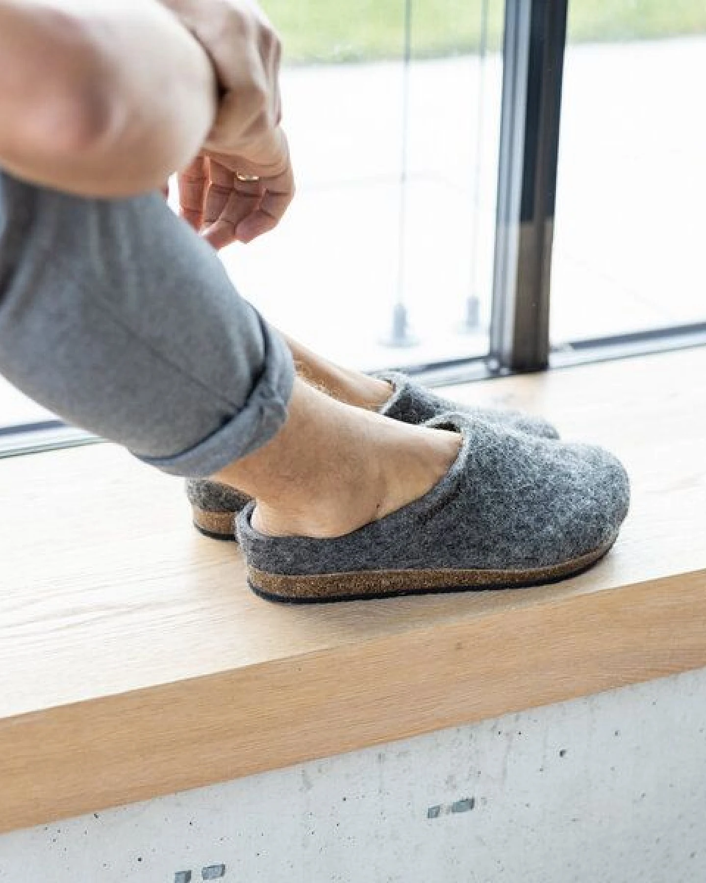 Stegmann Filzclog 108 Natur aus 100% seltenen Wollen - Hausschuhe für Damen & Herren - Pantoffeln mit Kork Sohle – Ansicht 2