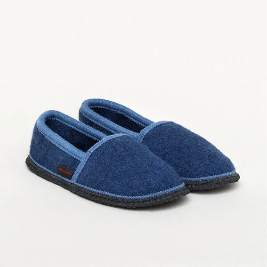 Blau