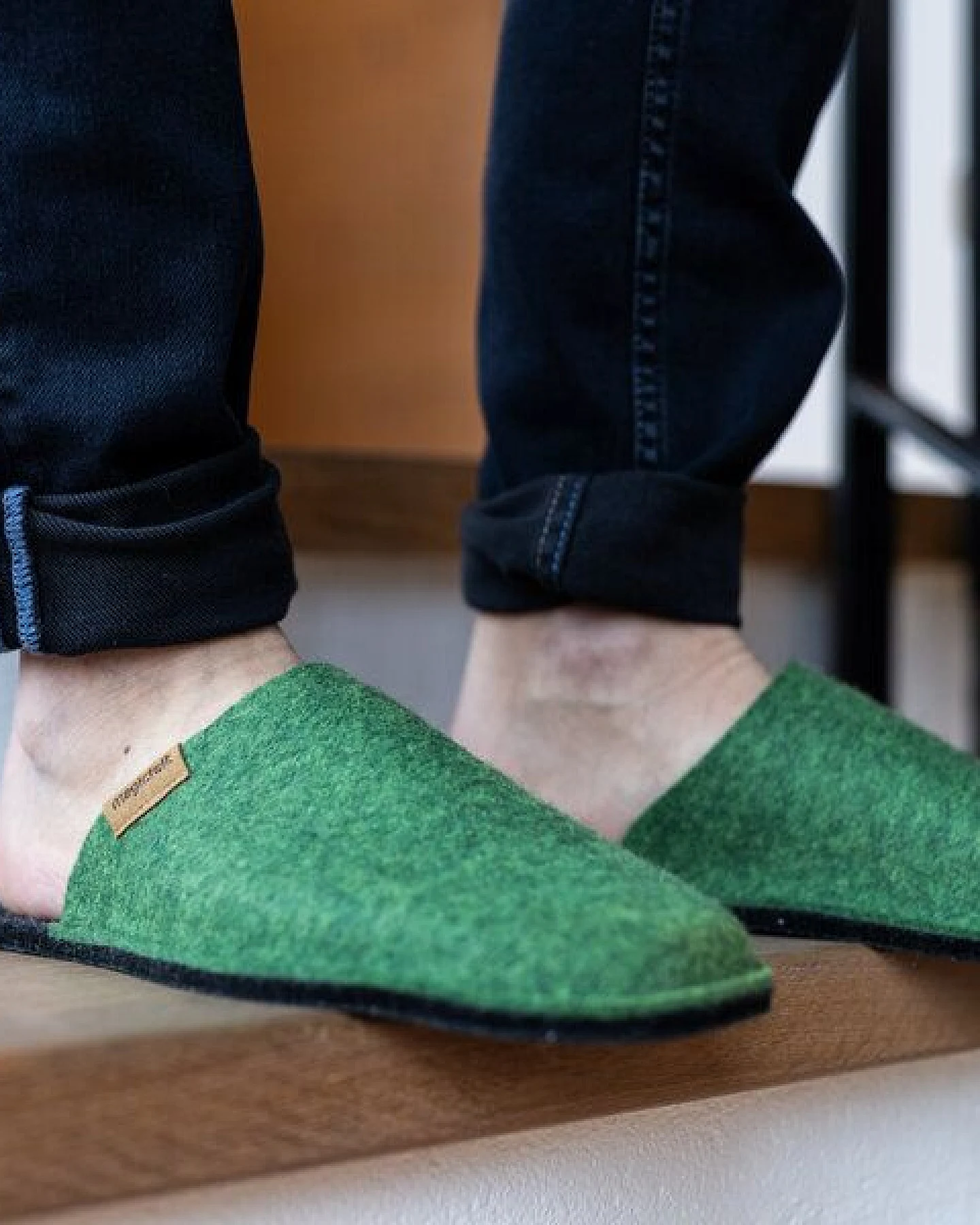 Magicfelt Filz-Pantoffel Magic Travel aus 100% recycelter Schurwolle für Damen & Herren - perfekt für Reisen & Zuhause – Ansicht 2