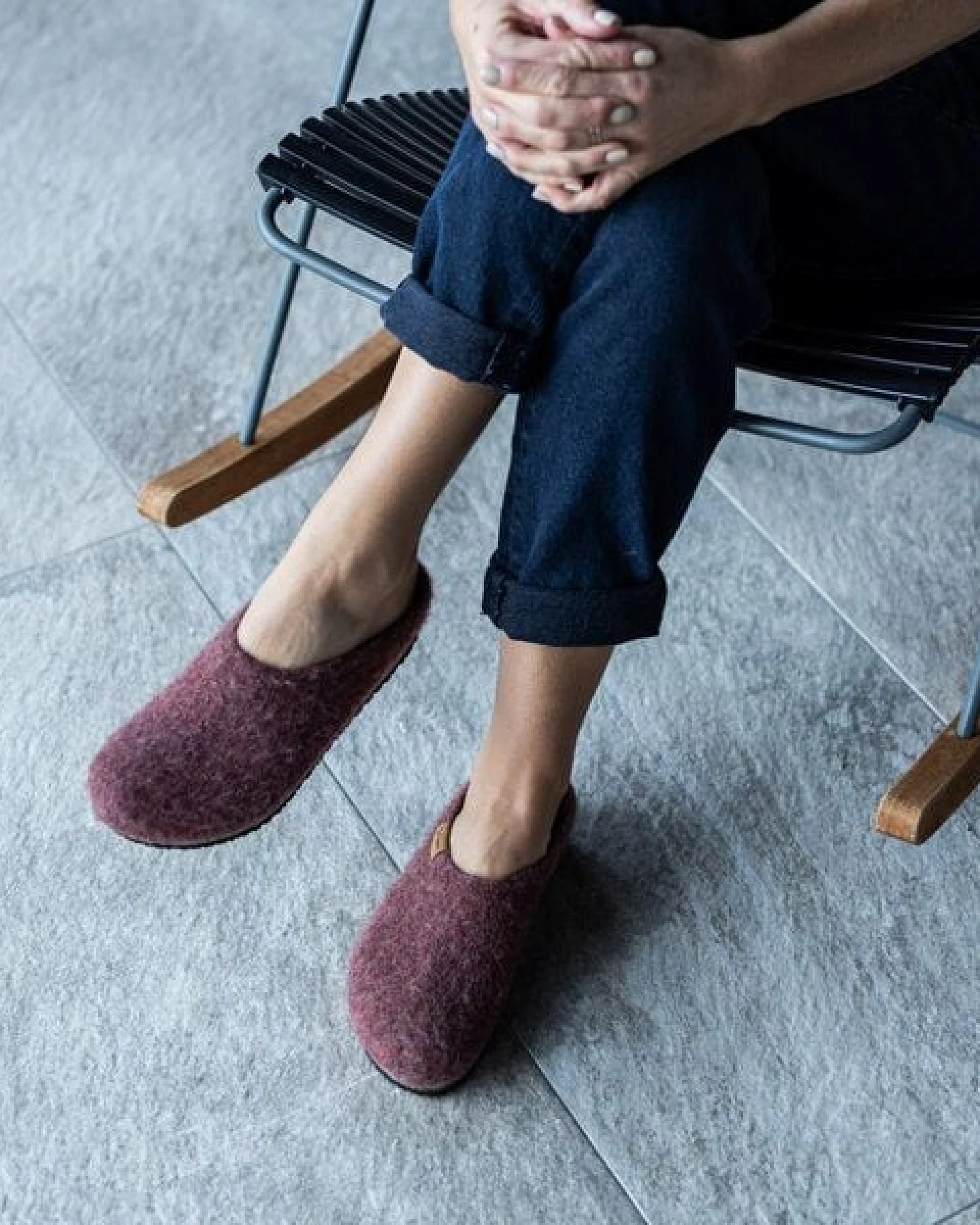 Stegmann Filzpantoffel 208 aus 100% hochwertiger Merino-Wolle - Hausschuhe für Damen & Herren - Pantoffeln mit Komfort-Kork-Sohle – Ansicht 2
