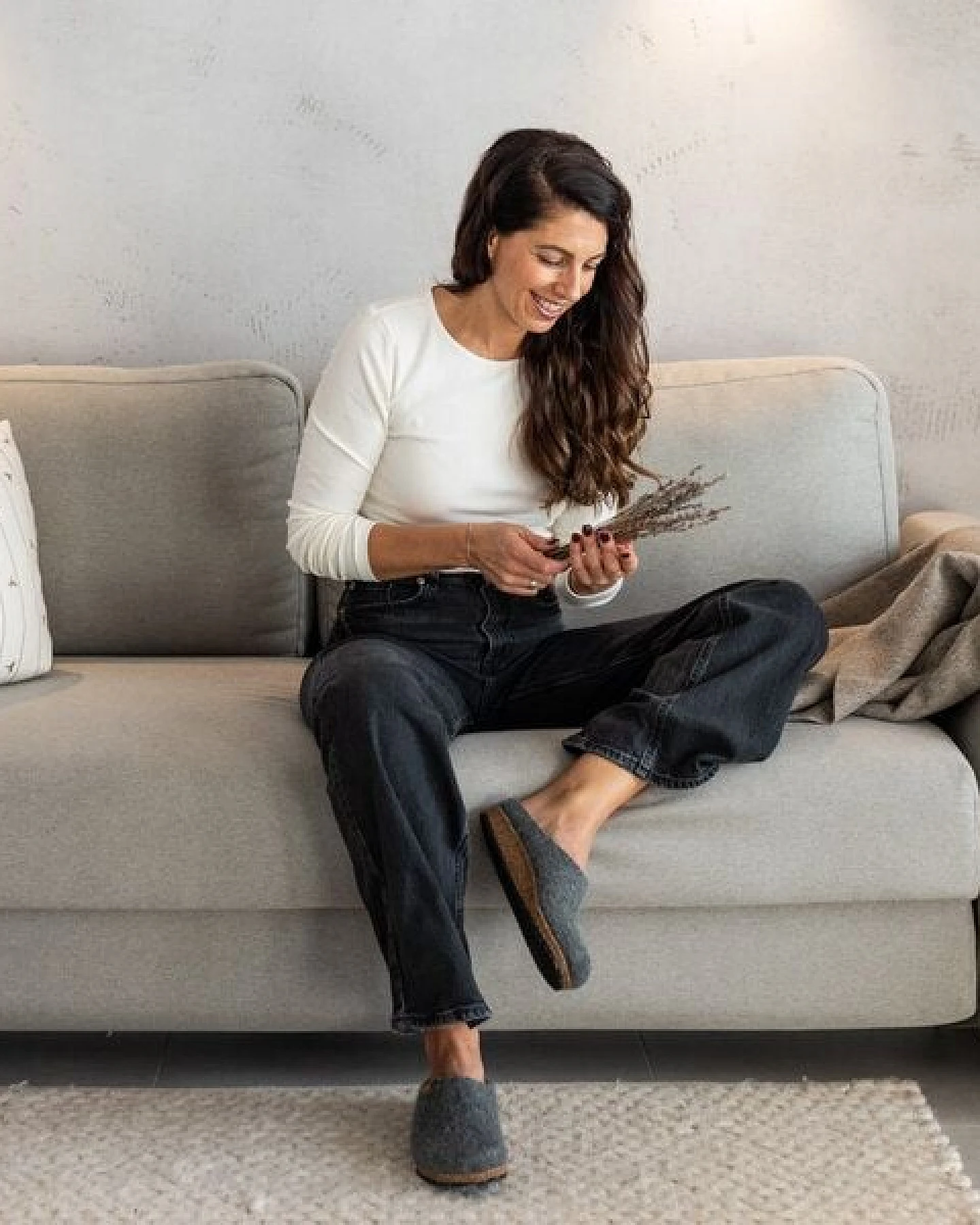 Stegmann Filzpantoffel 208 aus 100% hochwertiger Merino-Wolle - Hausschuhe für Damen & Herren - Pantoffeln mit Komfort-Kork-Sohle – Ansicht 3
