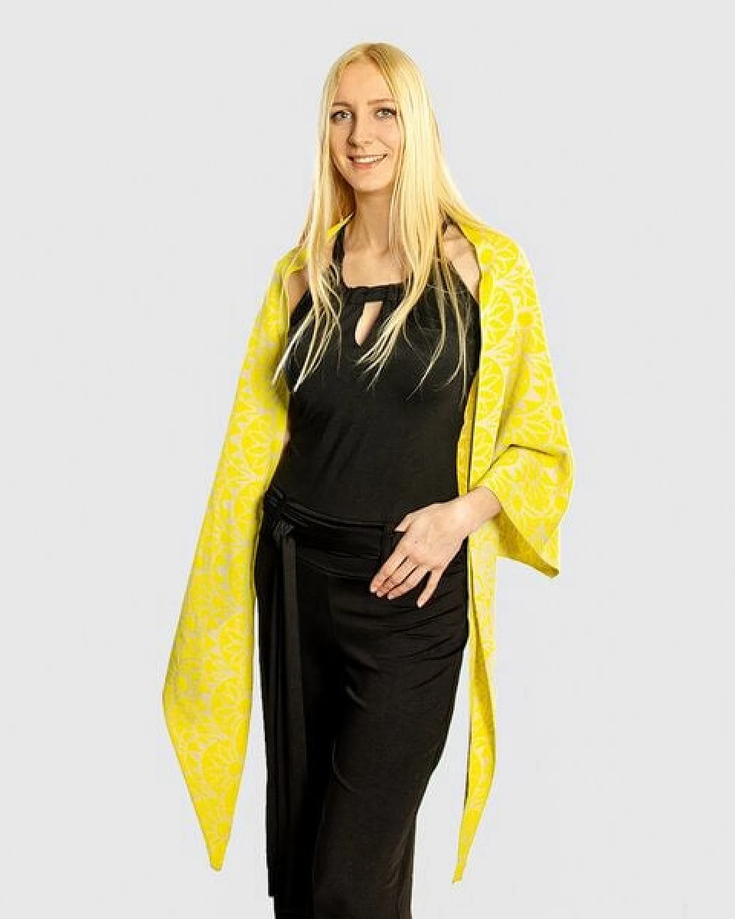 LANARTO slow fashion Schultertuch Sonne aus Bio-Baumwolle made in germany – Ansicht 4
