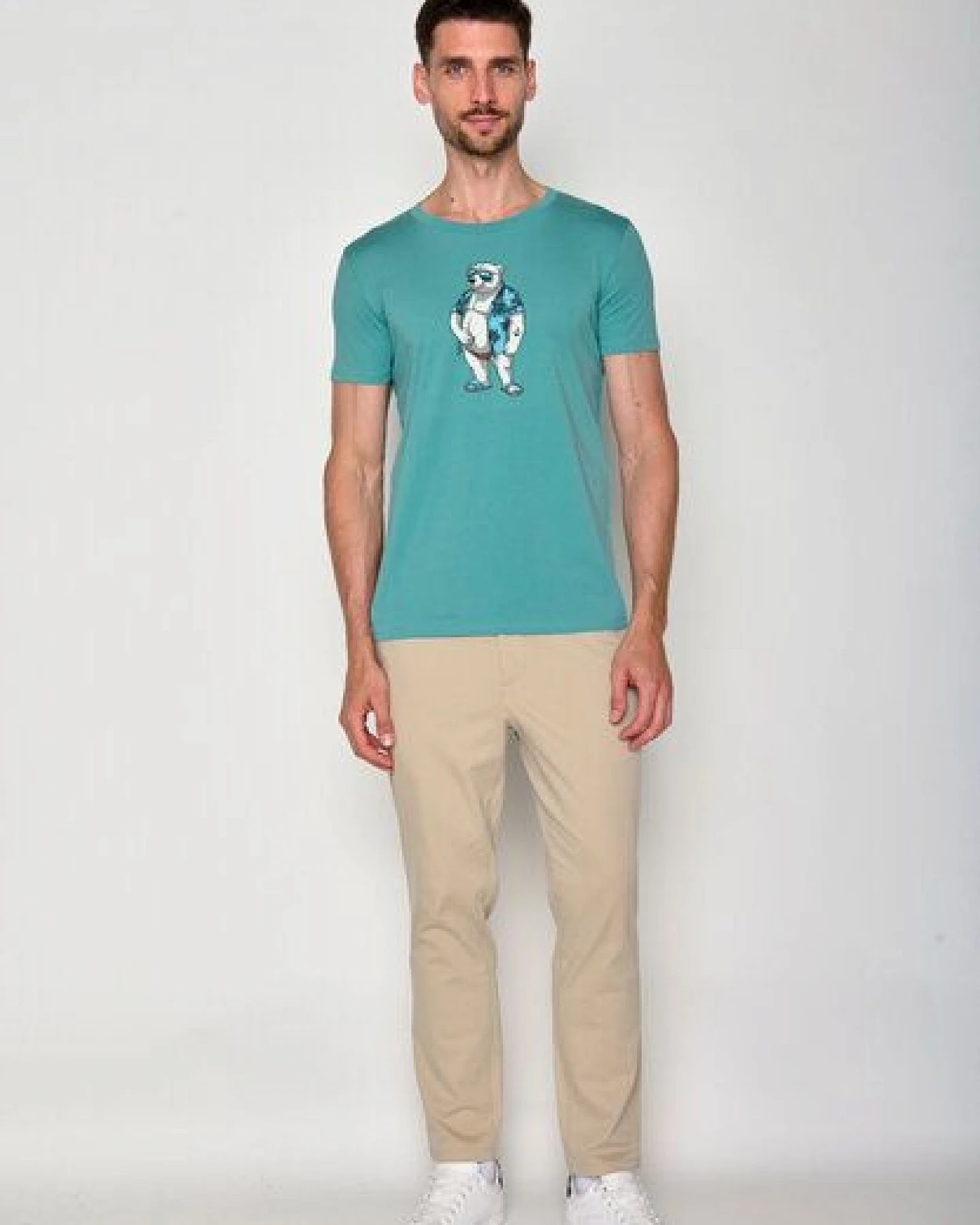 GREENBOMB Animal Beach Bear Guide - Sportliches T-Shirt aus Bio-Baumwolle / hochwertiger Print / GOTS / Fair & Vegan – Ansicht 3