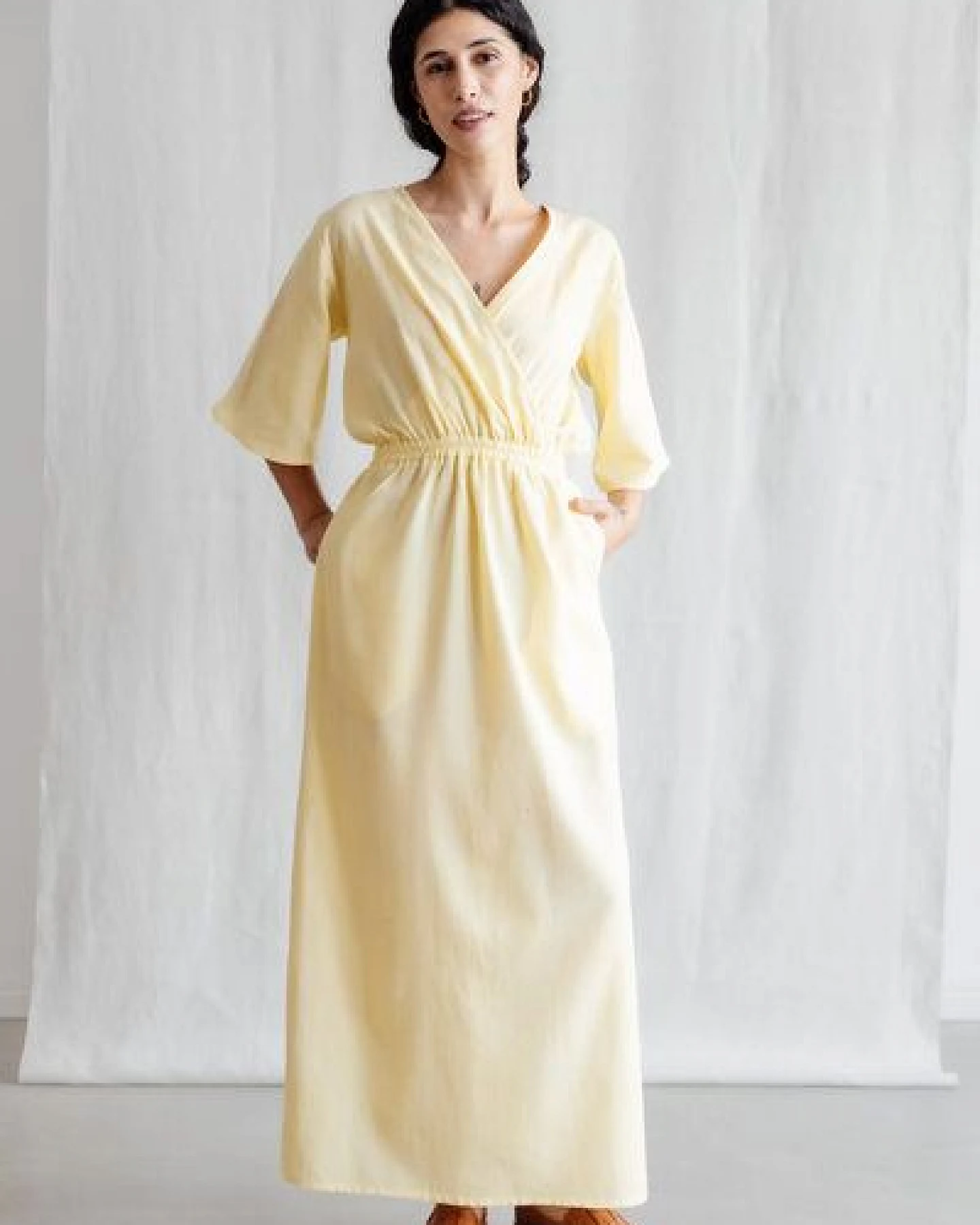 Jyoti - Fair Works Bio-Baumwoll Kleid Vaasi – Ansicht 3