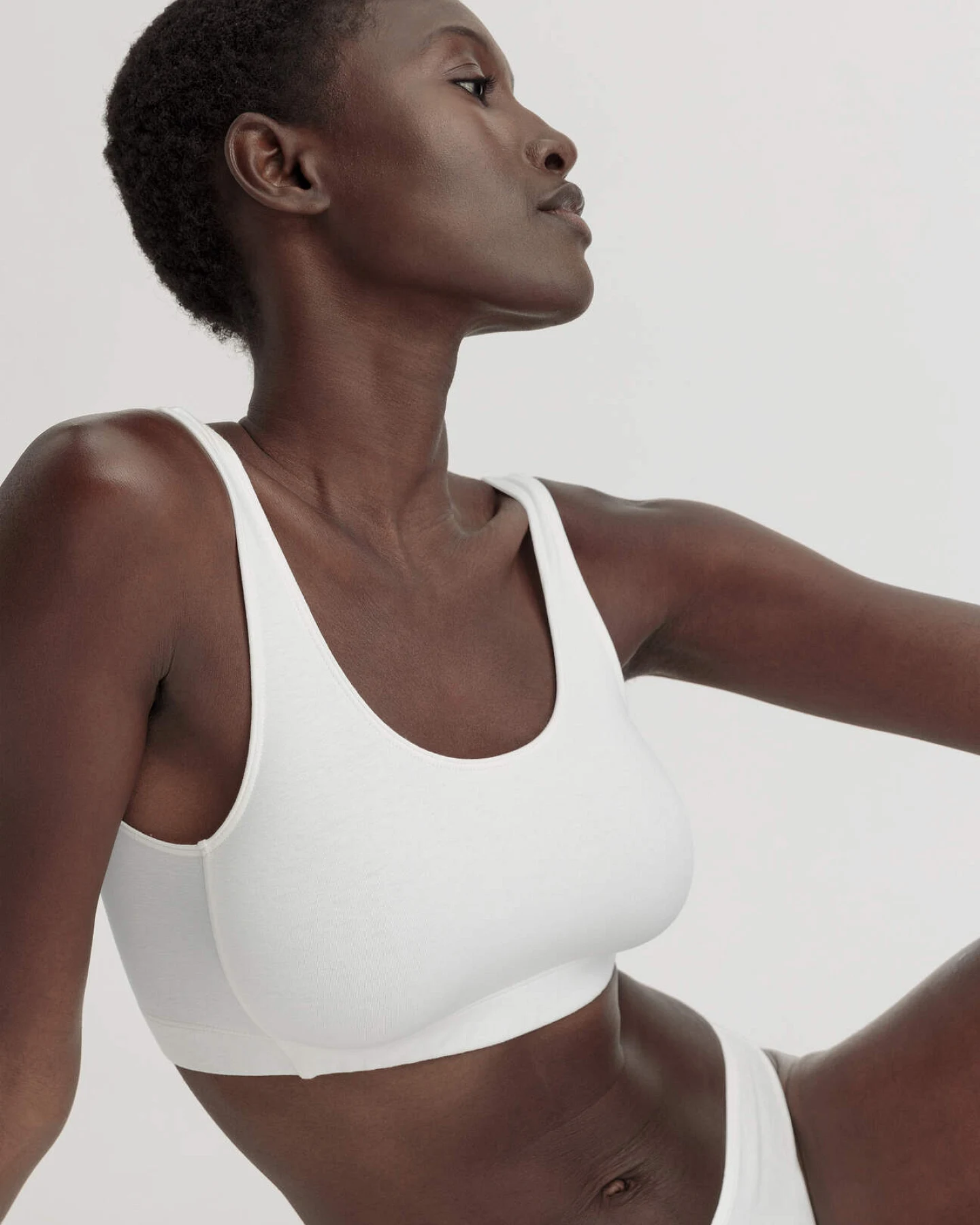 hessnatur Damen Bustier Softbund COTTON FEEL aus Bio-Baumwolle - weiß - Größe 34 – Ansicht 3