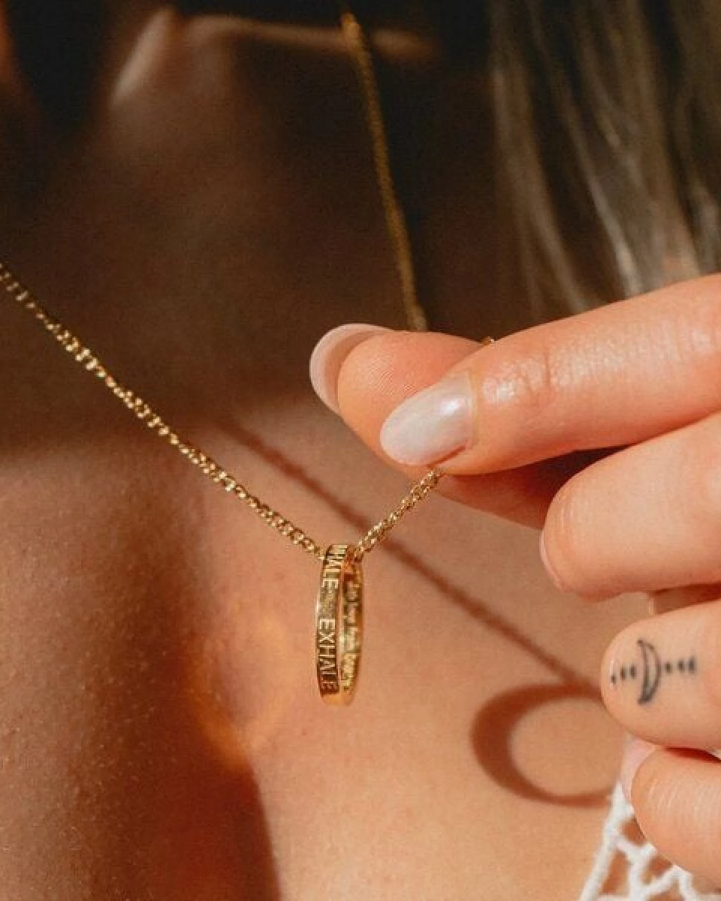 Divasya Spirituelle Kette mit Ring, vergoldet – Inhale - Exhale – Ansicht 4