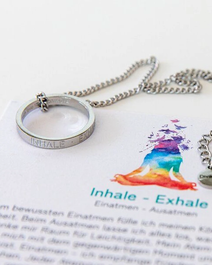 Divasya Silberne Kette mit Ring