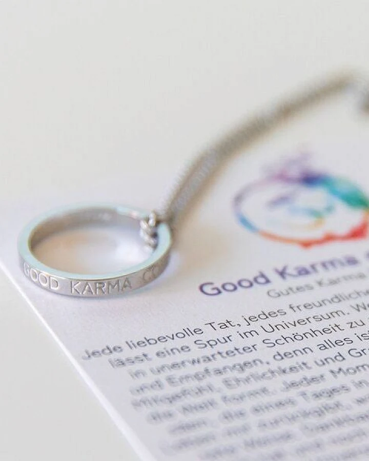 Divasya Silberne Kette mit Ring