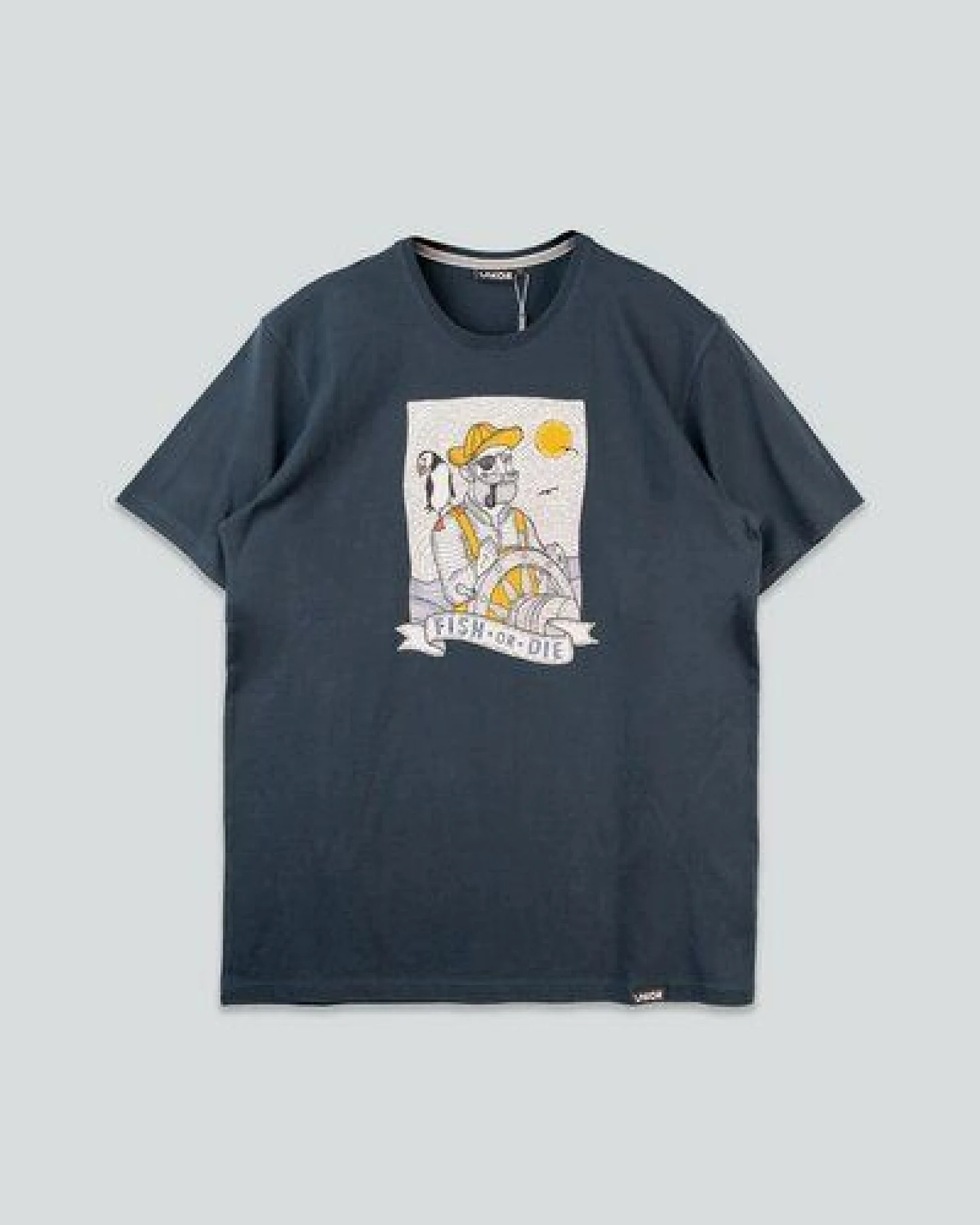 LAKOR T-Shirt aus Bio-Baumwolle - Seaparrot And Shipster - Blueberry – Ansicht 3