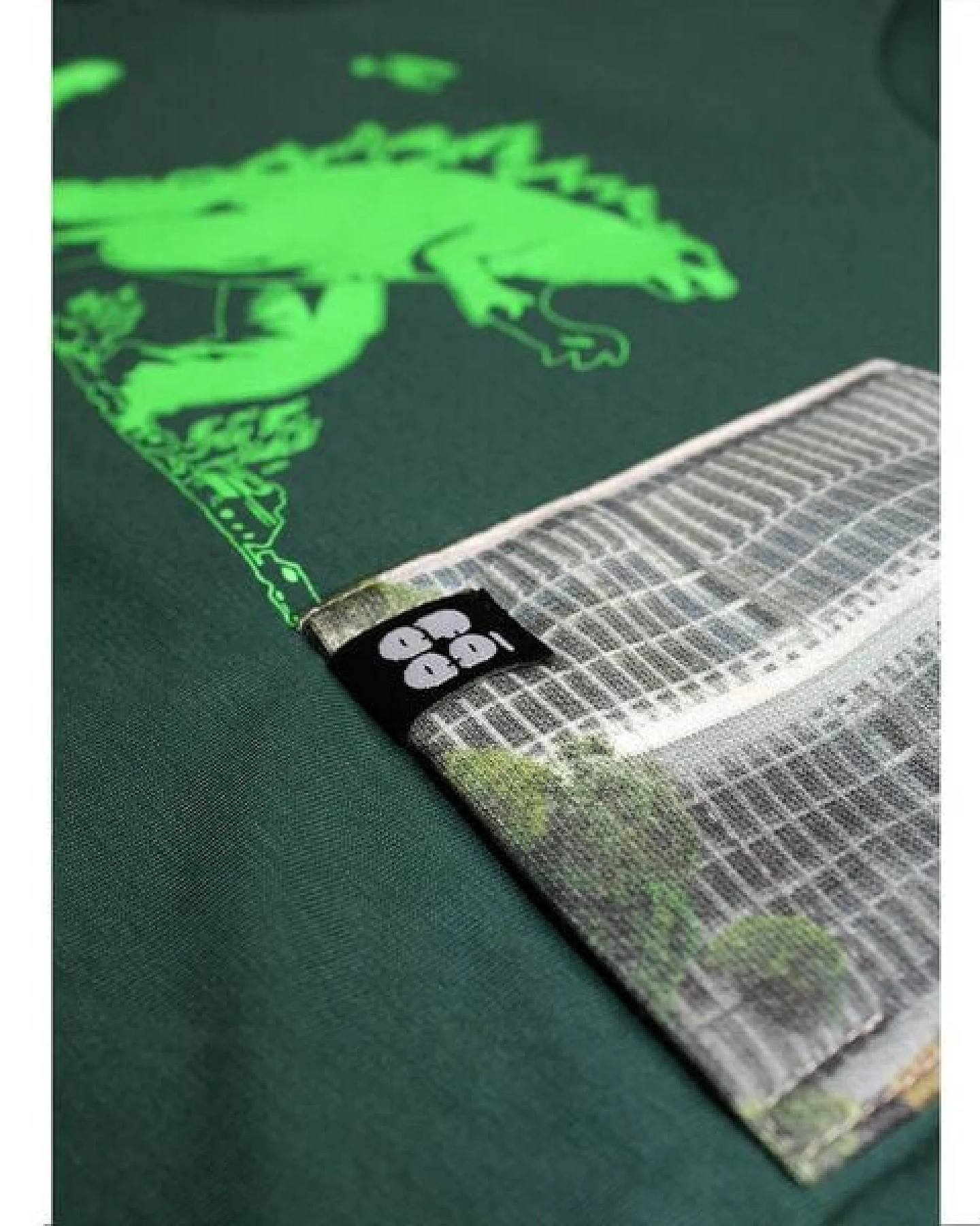 Kinder T-Shirt Rundhals Bio-Baumwolle "Kaiju BT (Kidz)" Grün von Fädd – Ansicht 4