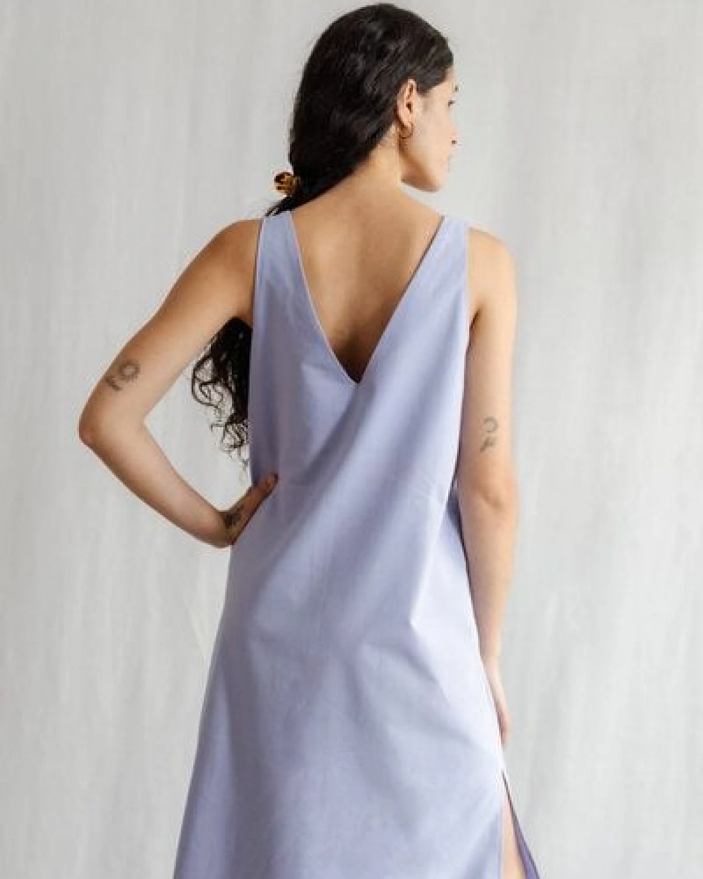 Jyoti - Fair Works Bio-Baumwoll Midikleid Arohi – Ansicht 4