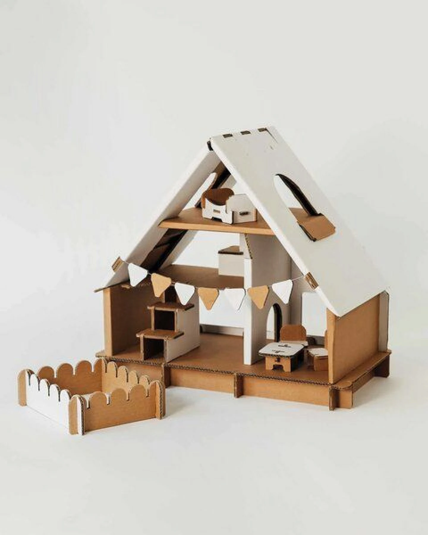 Papperlapapp Puppenhaus *Tiny Tales Playhouse* – Ansicht 2