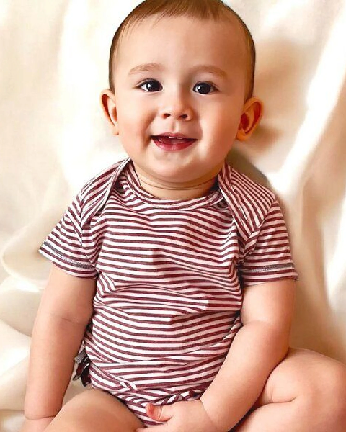 Baby S/S Kurzarm Bodysuit Gestreift 'OrganicEra' aus Bio-Baumwolle – Ansicht 2
