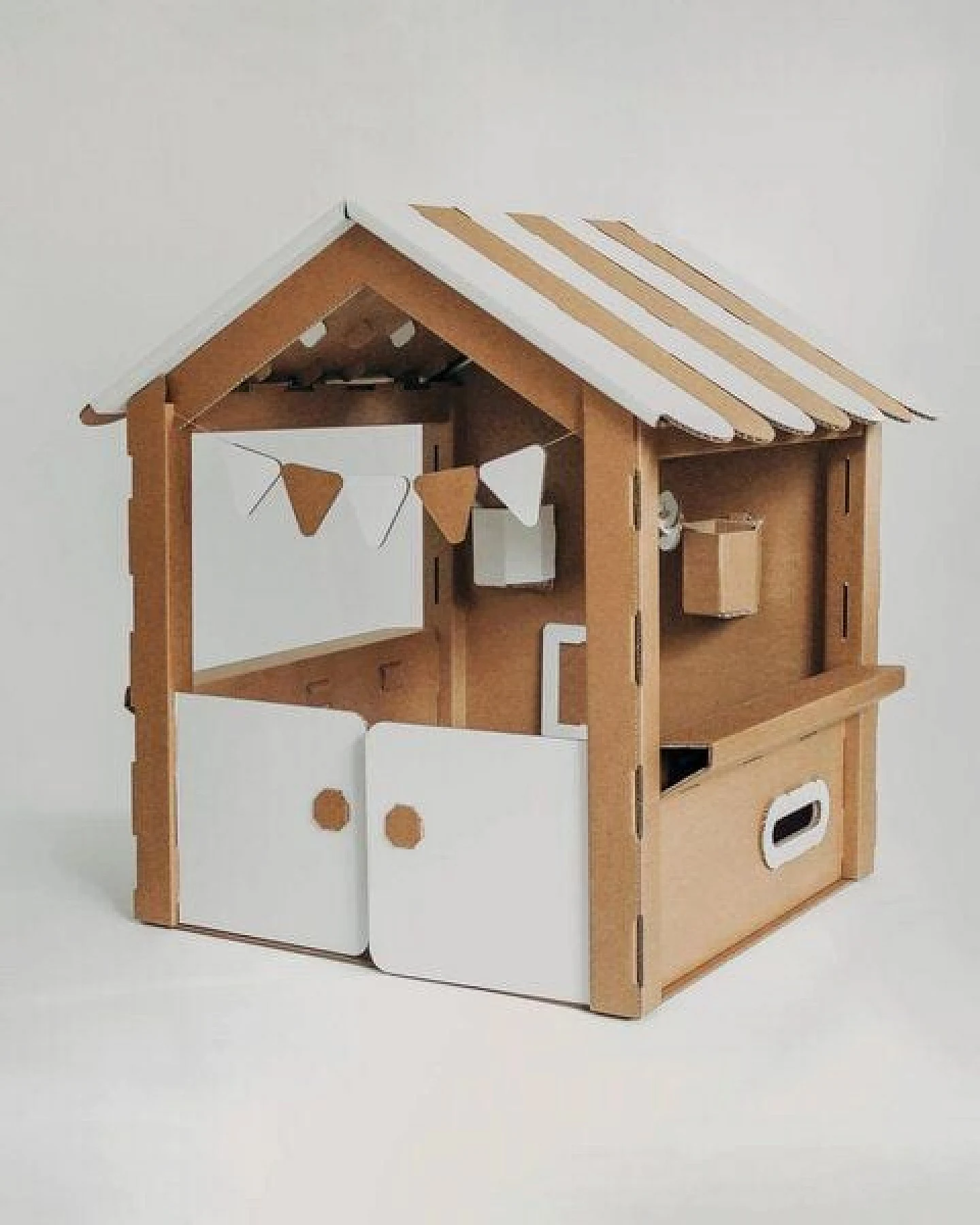 Papperlapapp Spielhaus *Cozy Cubby House* – Ansicht 4