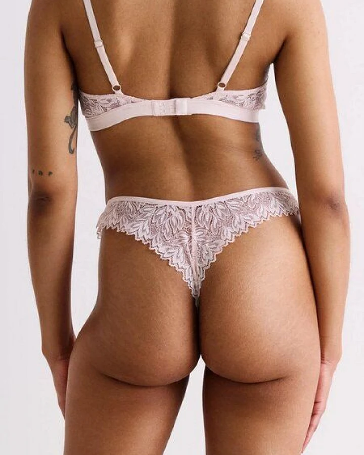 Produktseite: erlich textil Dreamy Lace Brazil String mit Spitze, made in Europe