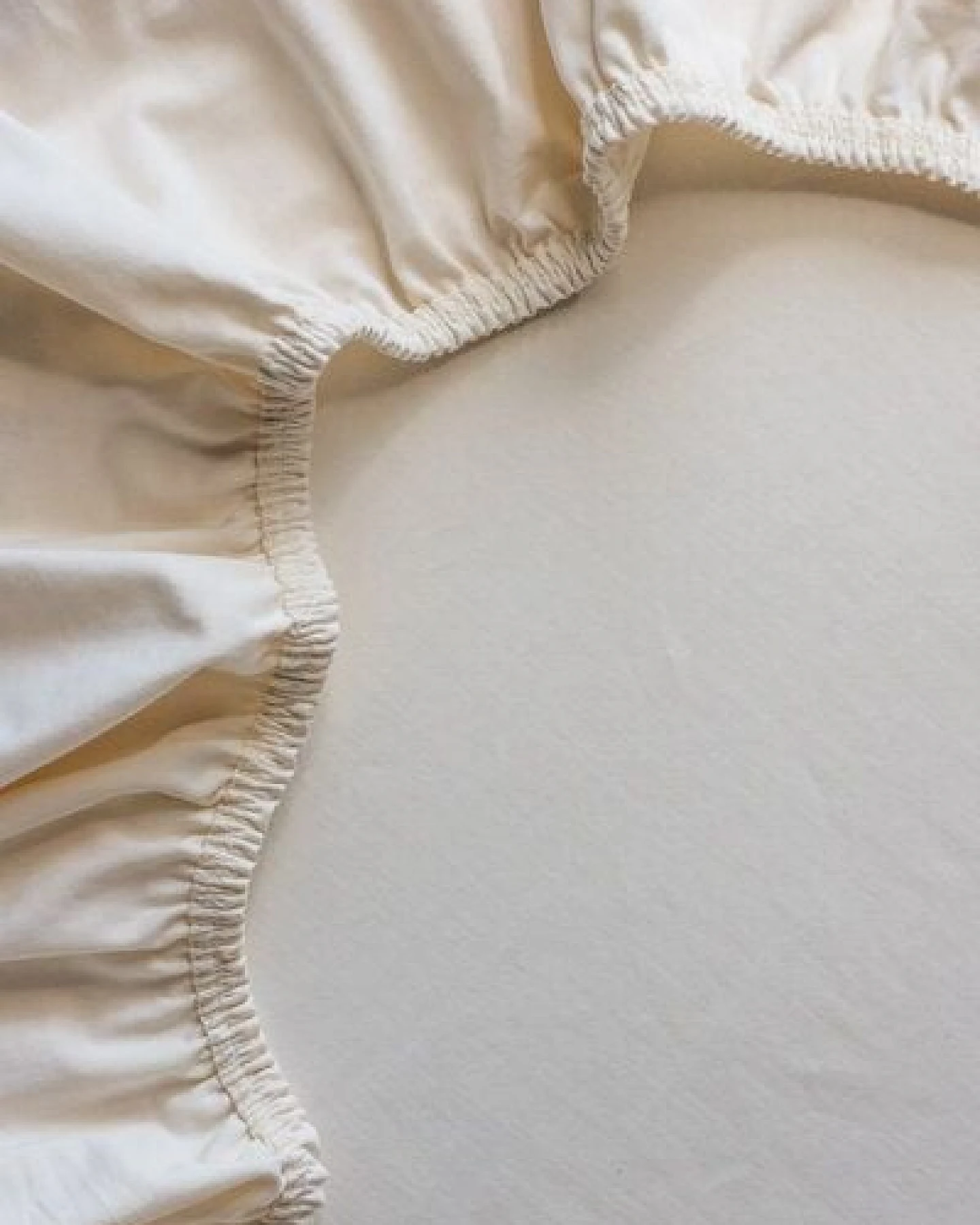 Lesen - Design-Bettwäsche Spannbettlaken aus BIO-Baumwolle für Doppelbett – Natur – Ansicht 3