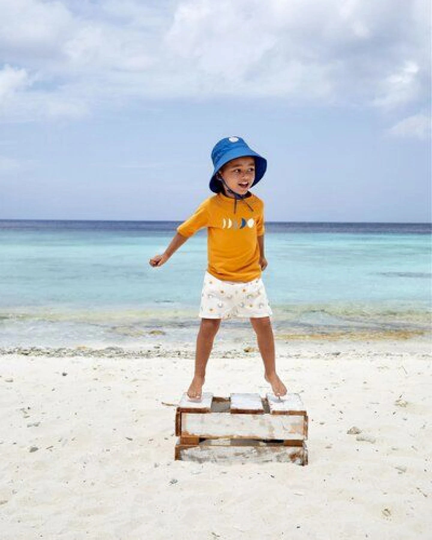 Lässig Badeshirt mit UV Schutz für Babys und Kleinkinder – Ansicht 3