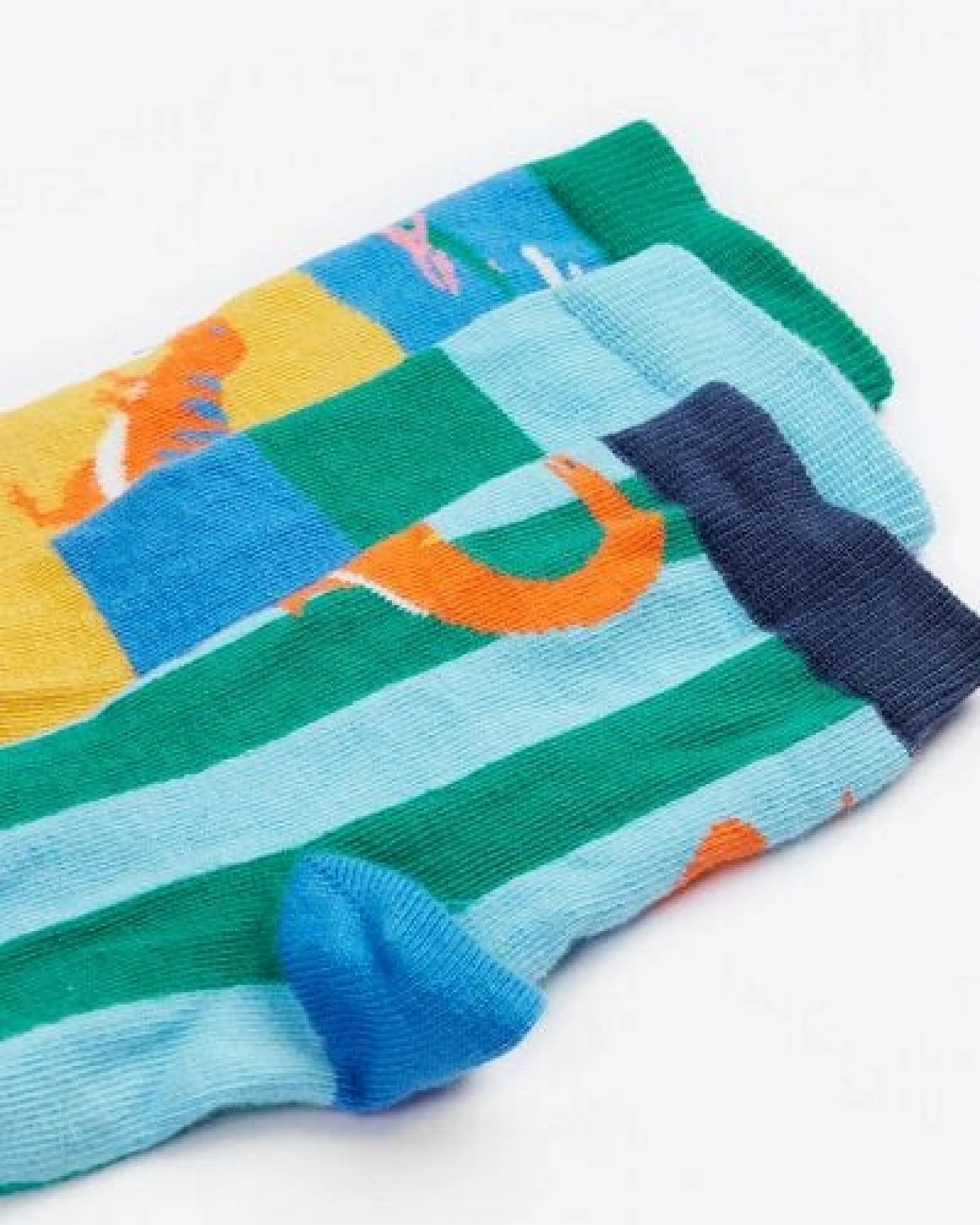 Frugi Kindersocken in Dreierpack mit Dinosaurus – Ansicht 4